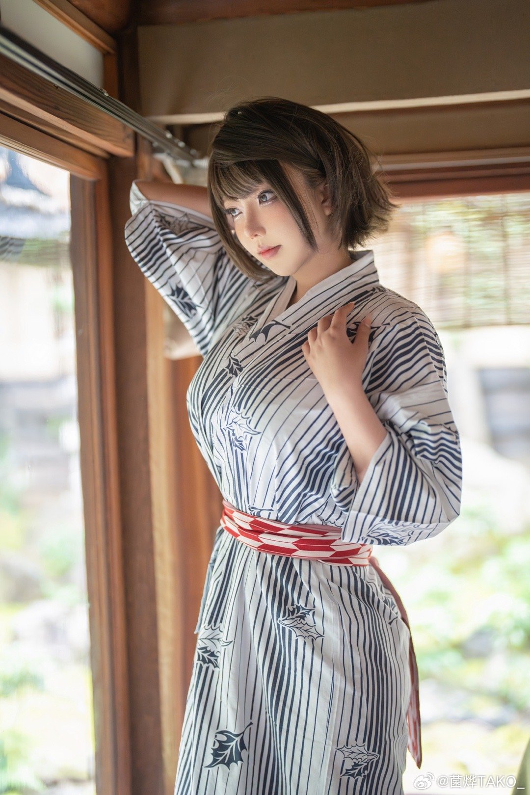coser推荐:菌烨 最新写真本要出了!#菌烨tako