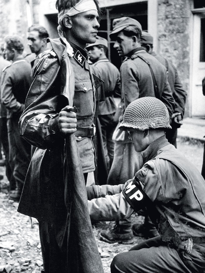 战地摄影师罗伯特卡帕