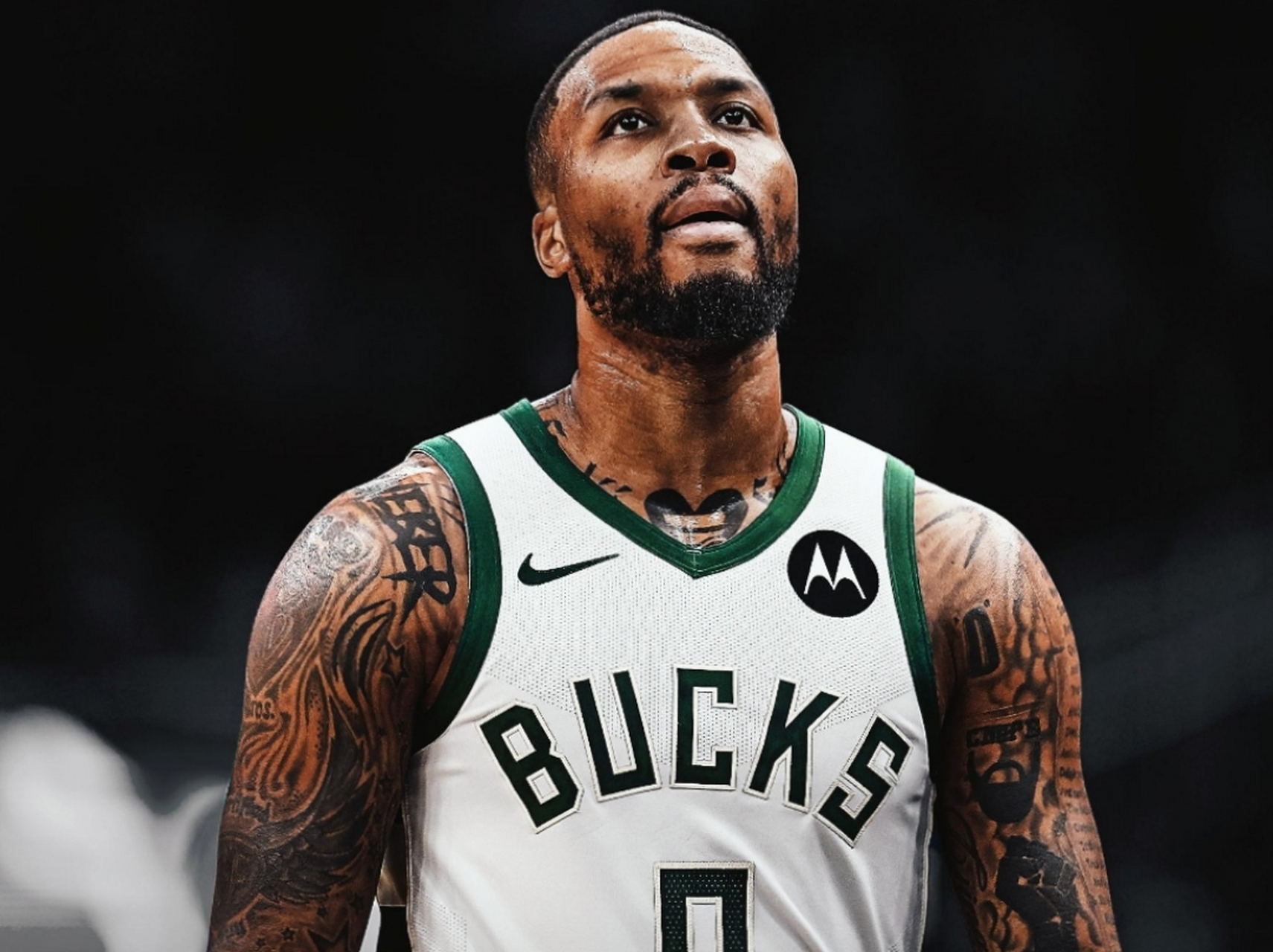 10月30日,雄鹿队与老鹰队在密尔沃基展开激战.