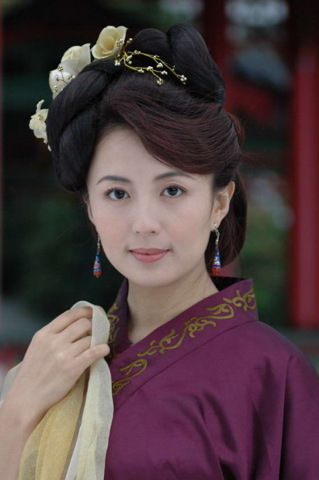 智者读书,吸取书中的精华并将书中的精华充分地转为己用