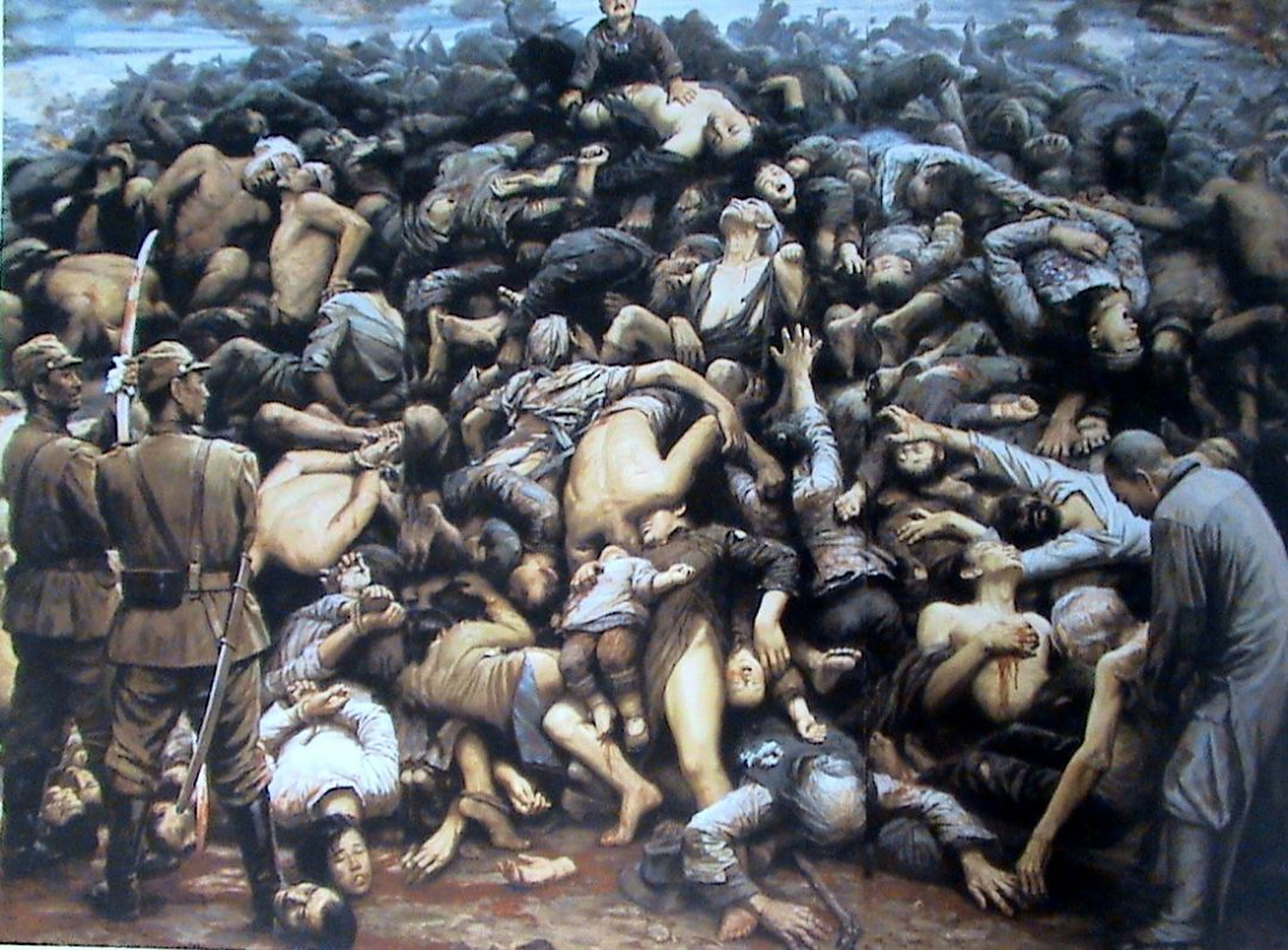 人,就不应该忘记那段苦难深重的历史,因为警惕,才有有"富士山下扬汉旗