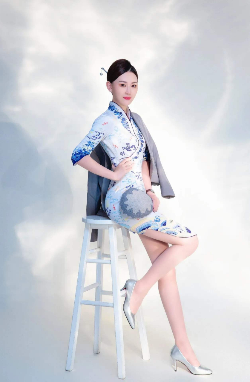 直接把旗袍做成制服的,只有我海航!