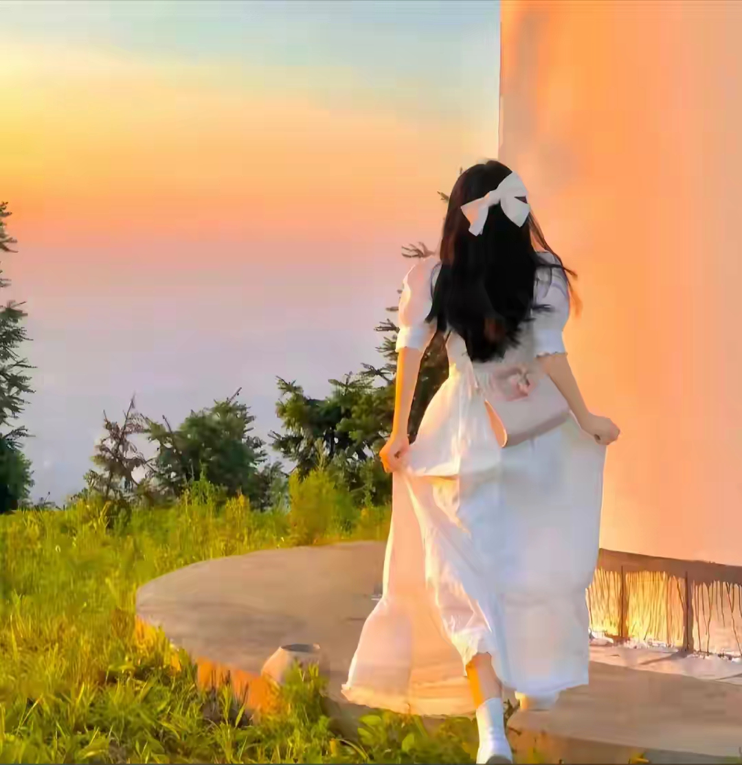 女生头像/暴富最旺微信头像