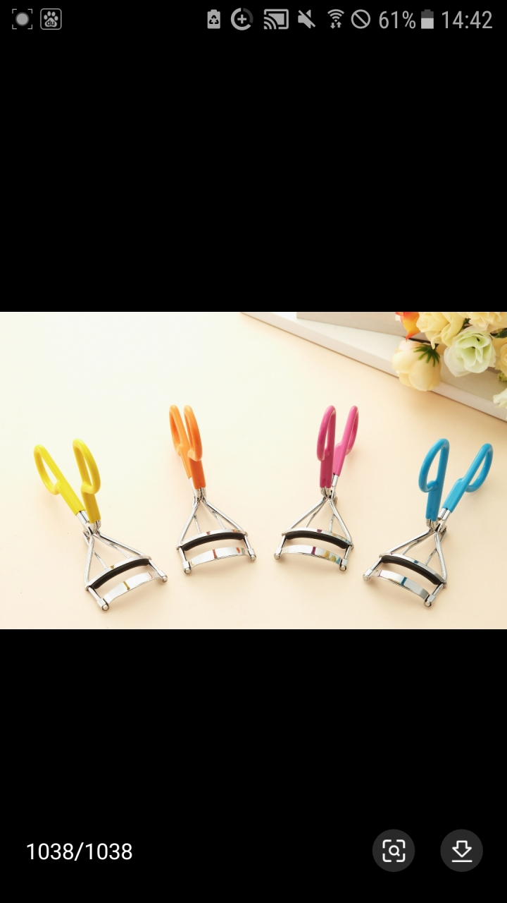 偷偷翻箱倒柜得数度小糊的图片数 谁知道度小糊大约发了多少动态?