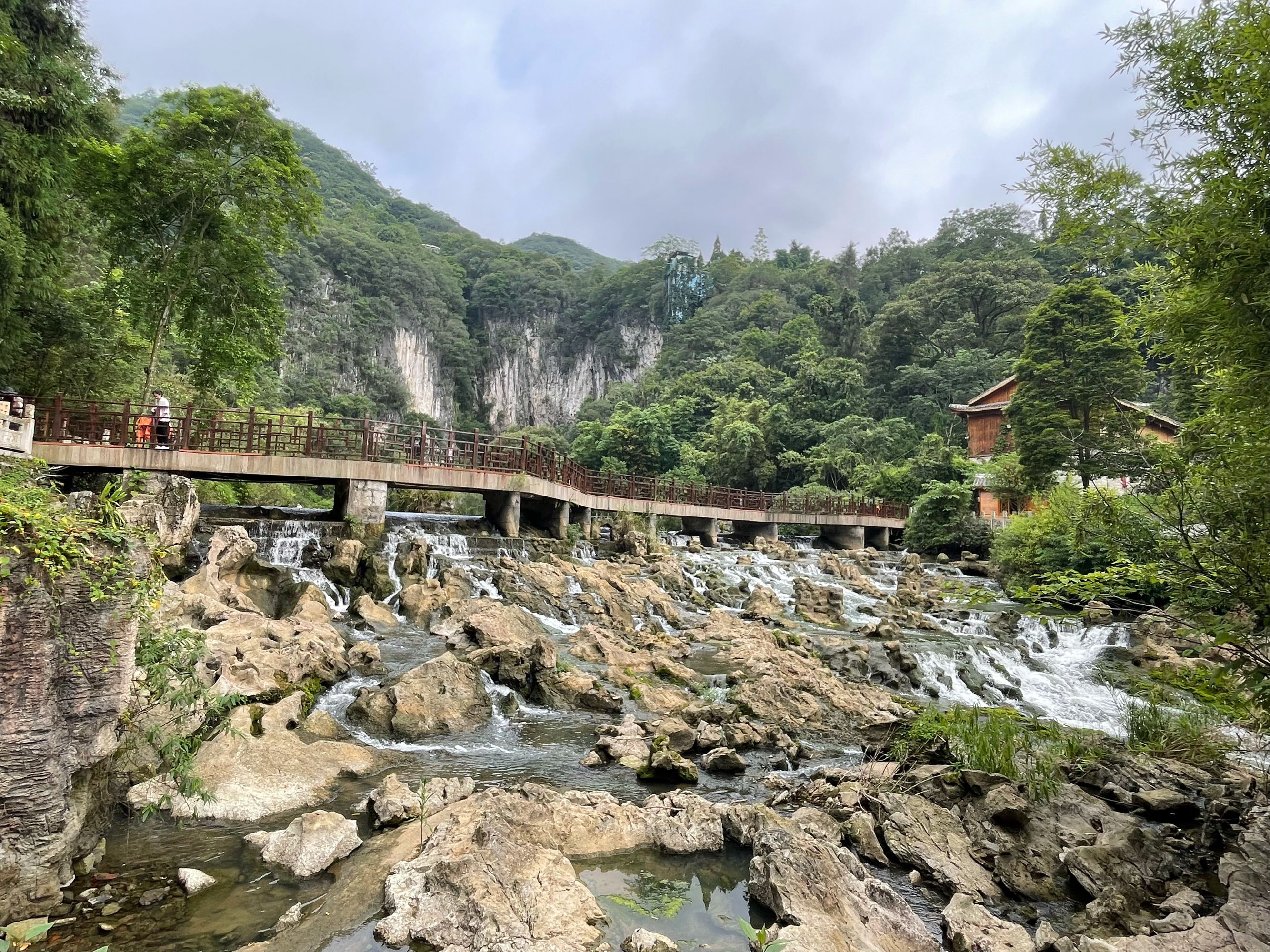 安顺附近的旅游景点图片