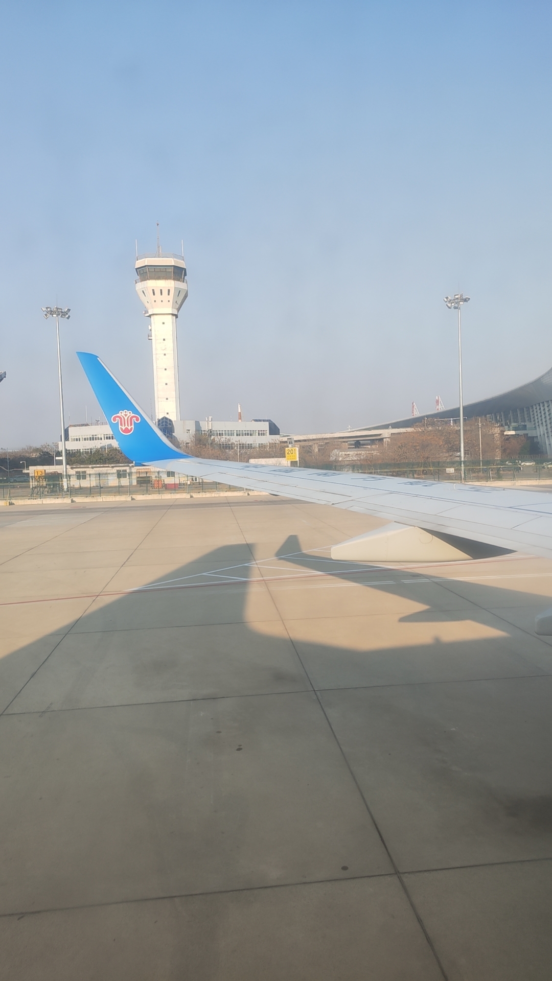 岁月不声不响,你且不慌不忙