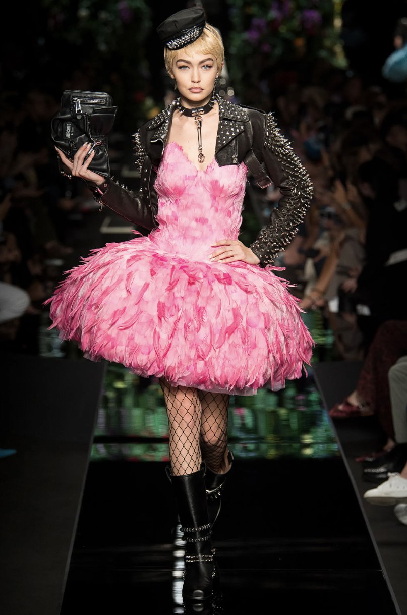 秀场回顾 朋克芭蕾与盛开的花朵 moschino 2016秋冬系列