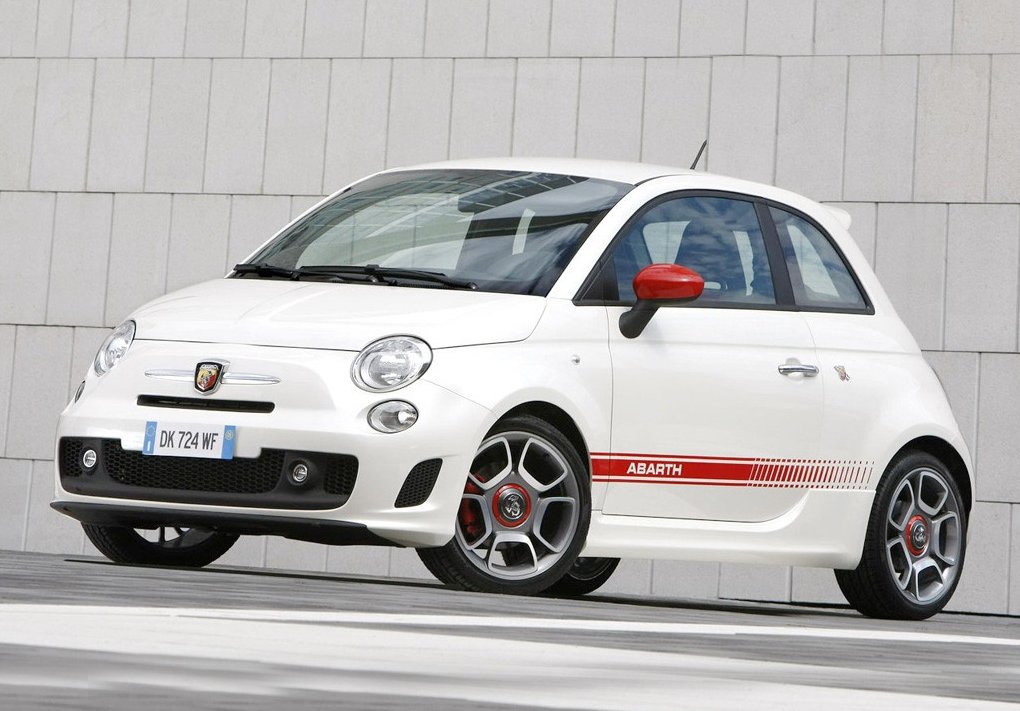 经典老车之菲亚特500 1.4tabarth 毒蝎