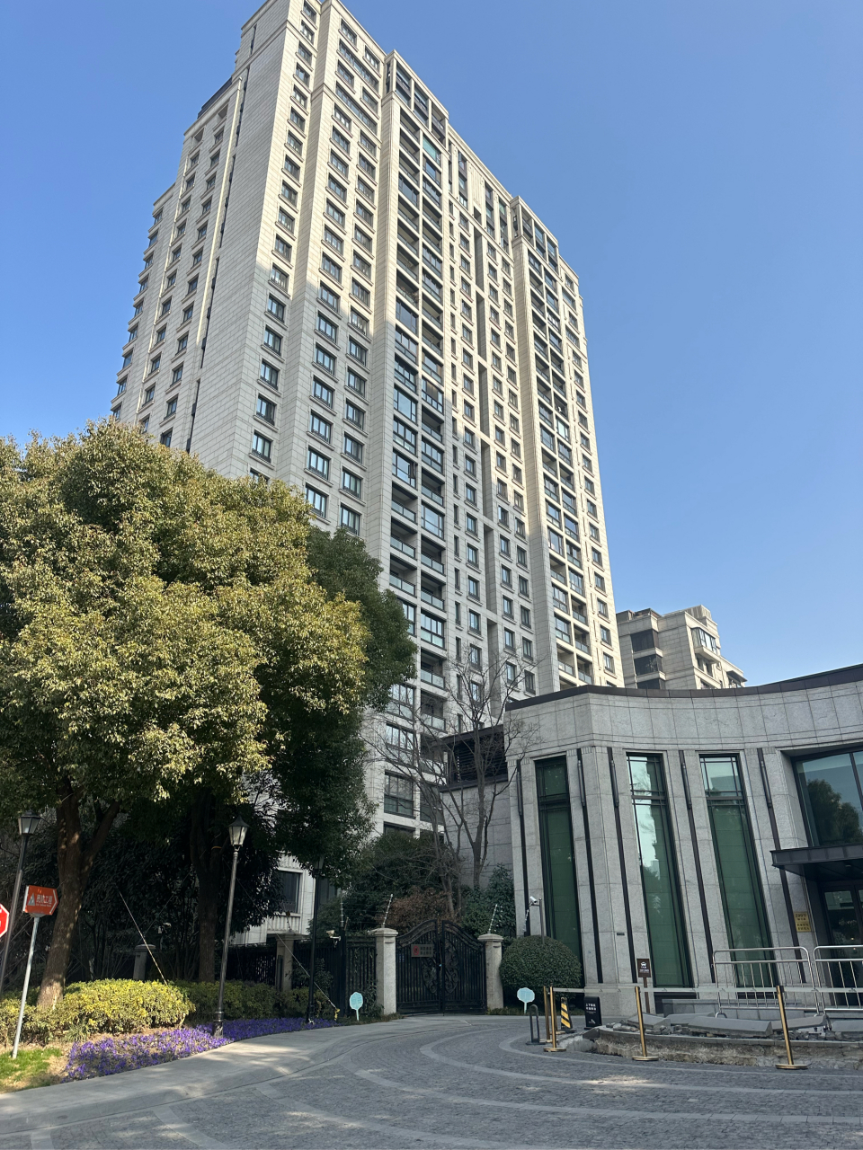 新天地翠湖天地四期-隽荟,历史成交单价破44万,2018年开盘价多少你