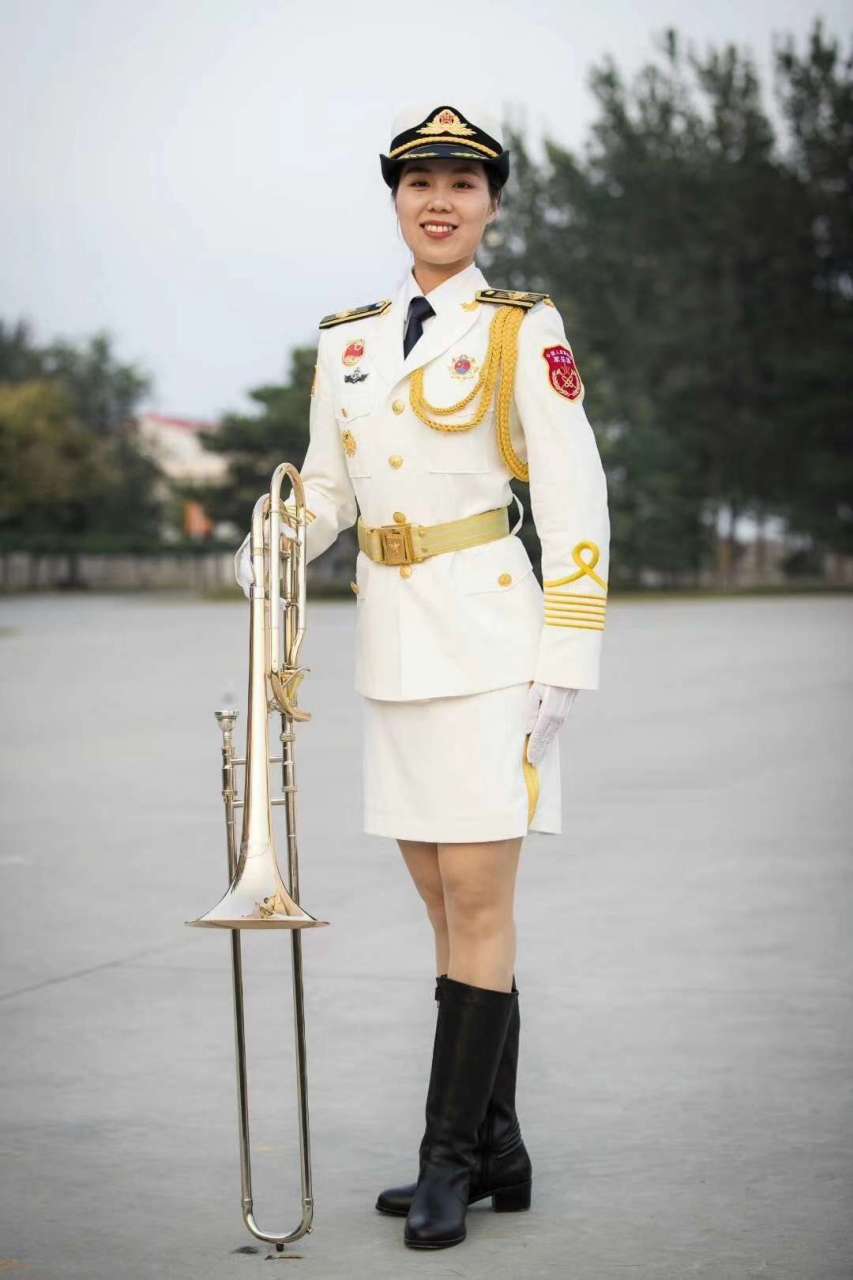 聯合軍樂團女兵