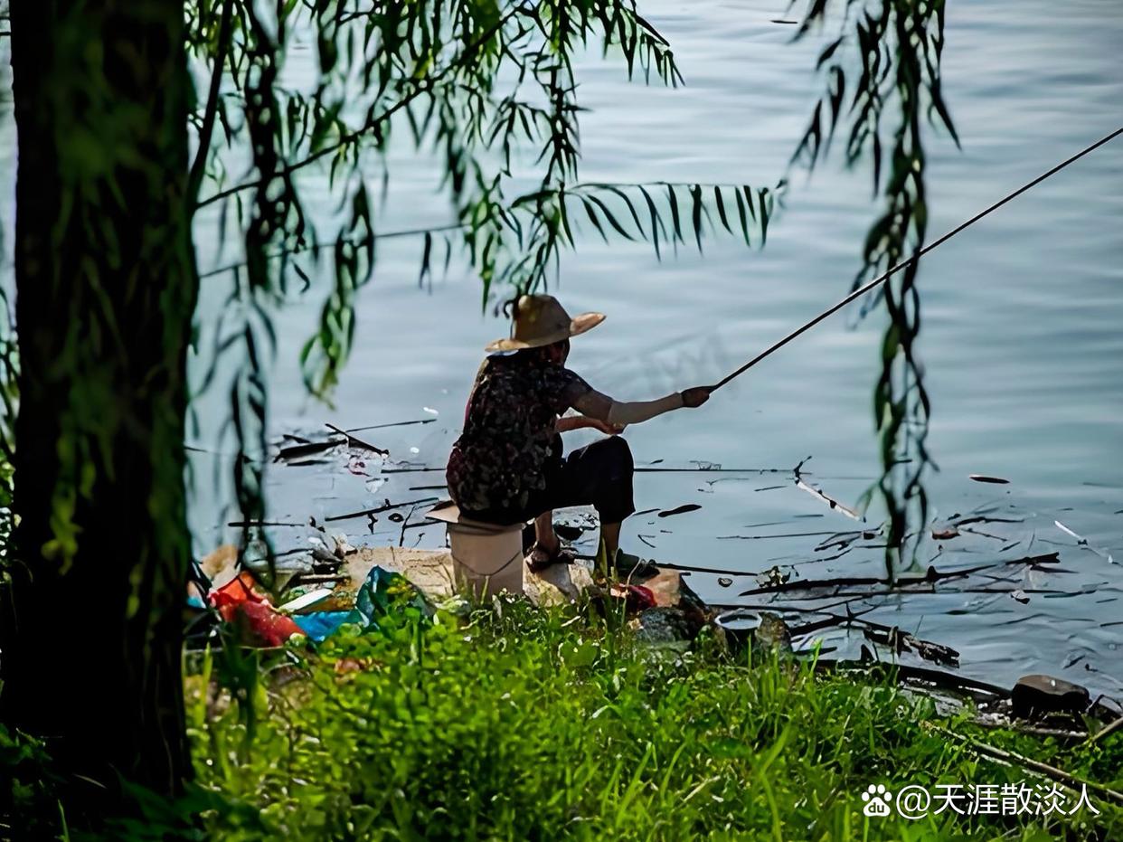唐诗宋创沟龃沟鐾计蜃锨Ш烨嘟绾 钓鱼图片荷塘垂钓图片池塘垂钓