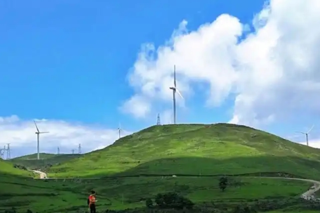 距离普者黑景区约35公里,有个非常漂亮的景区