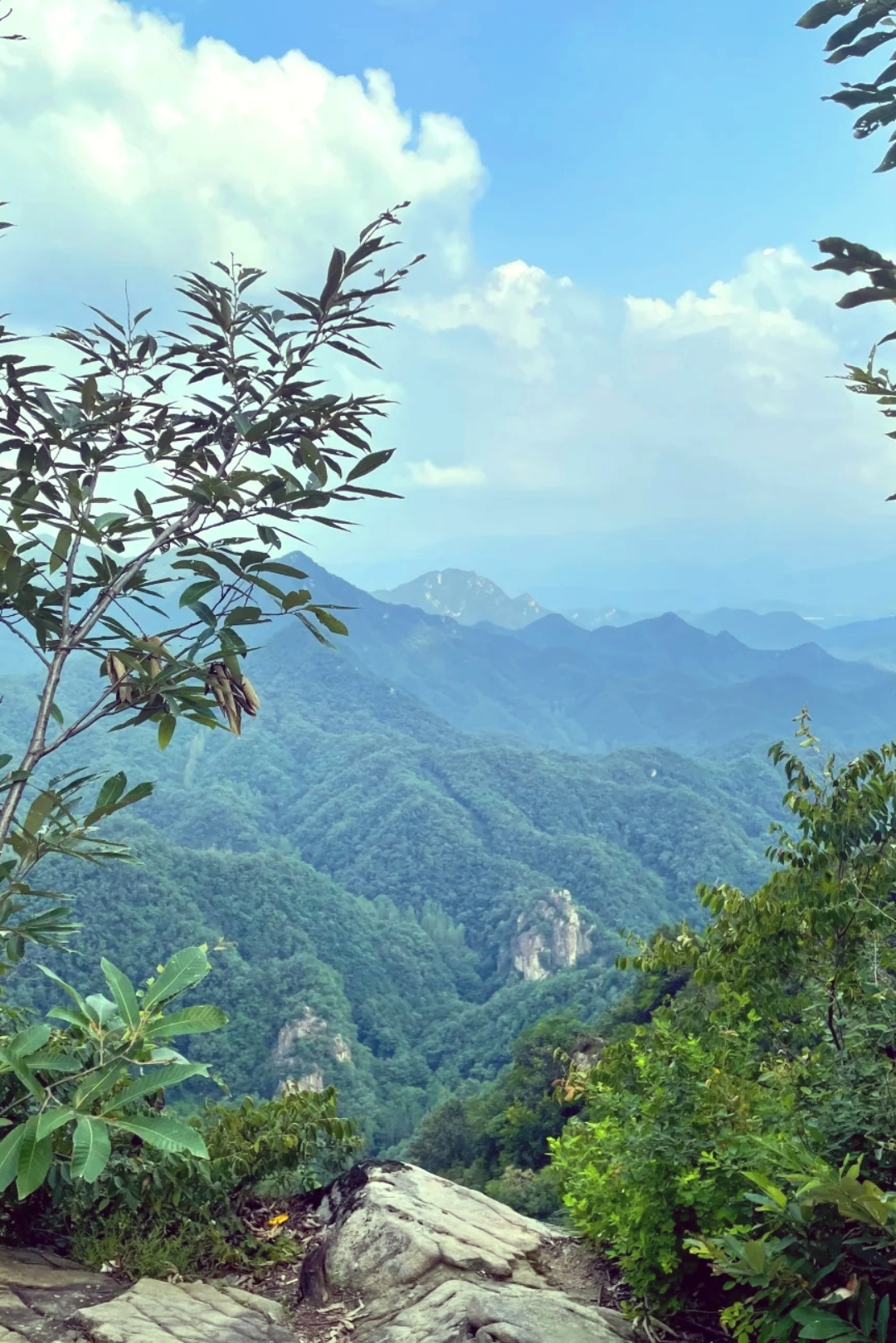 那就是平顶山的诗景龙潭峡景区,其位于河南省平顶山市鲁山县尧山镇