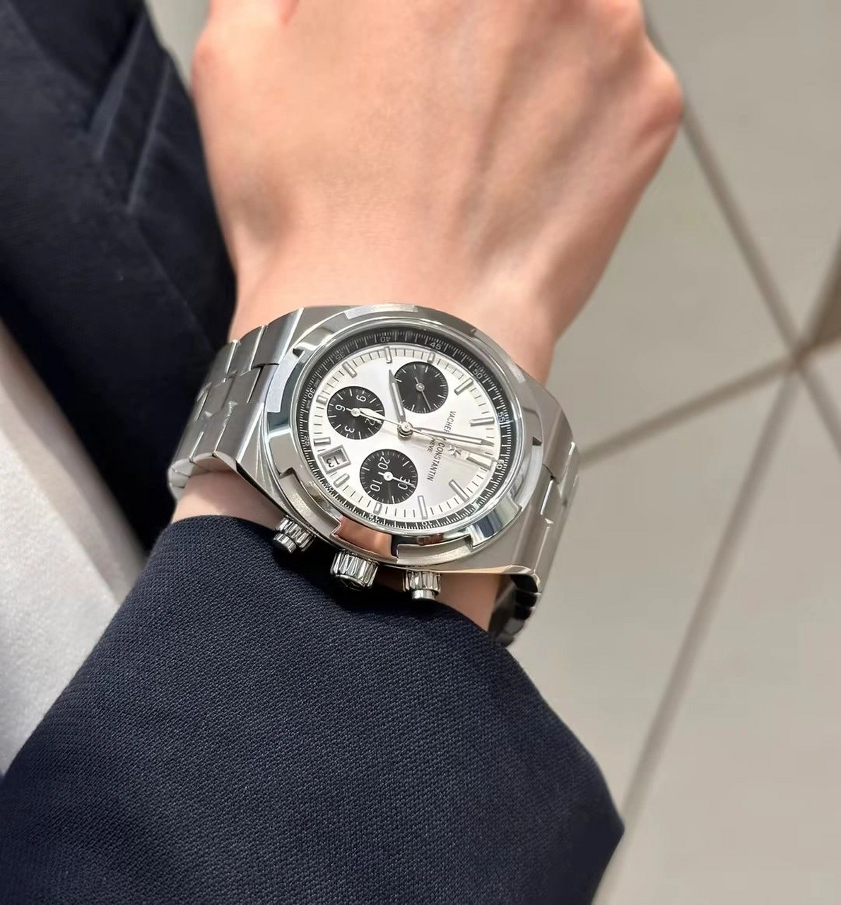 熊猫盘作为新款表盘,非常好看并且引人注目!