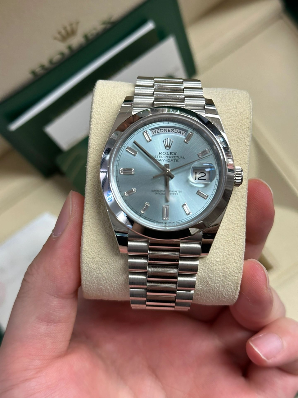 劳力士冰蓝dd 228206铂金钻刻 pt950铂金光圈,依然非常漂亮!