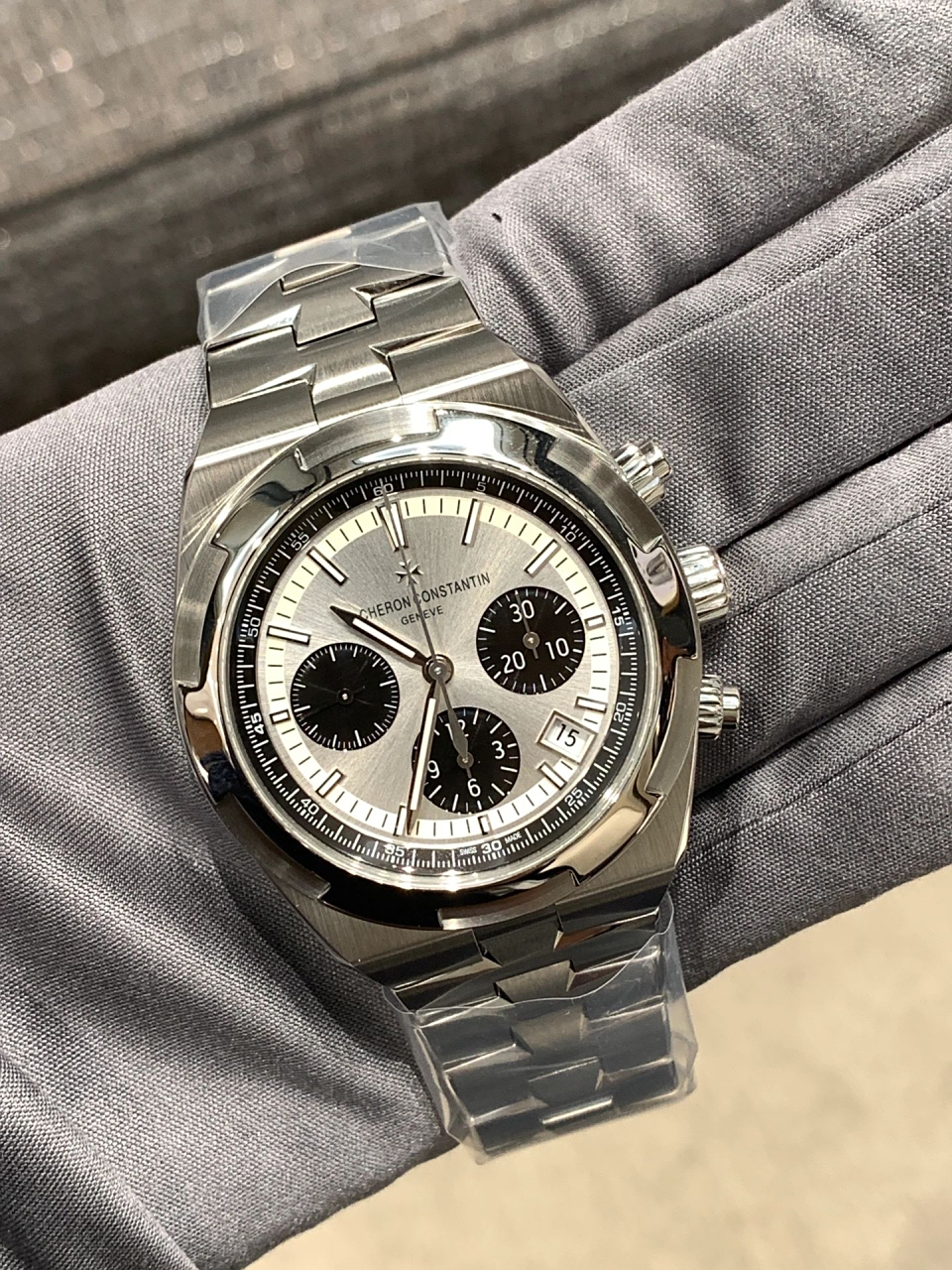 江诗丹顿熊猫盘!