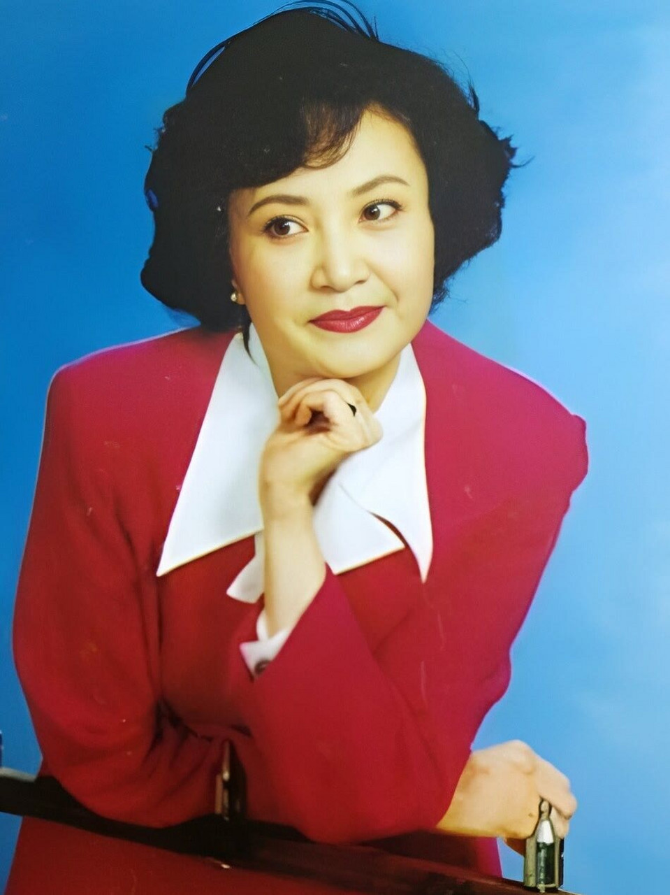 81岁的"白骨精"杨春霞,1943 年生于上海,祖籍浙江宁波,是著名京剧表演