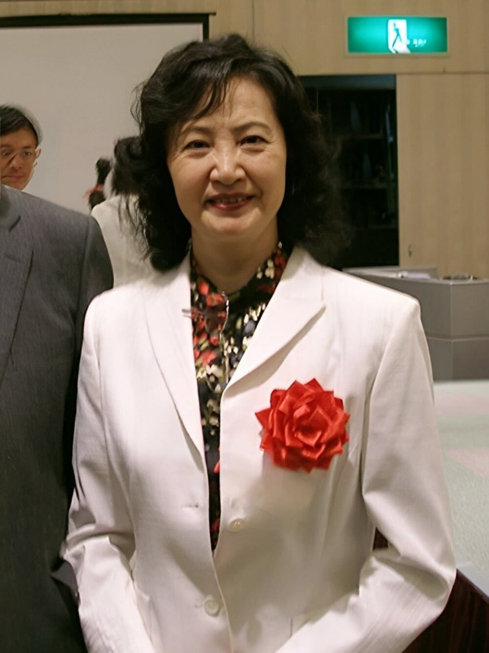 81岁的"白骨精"杨春霞,1943 年生于上海,祖籍浙江宁波,是著名京剧表演