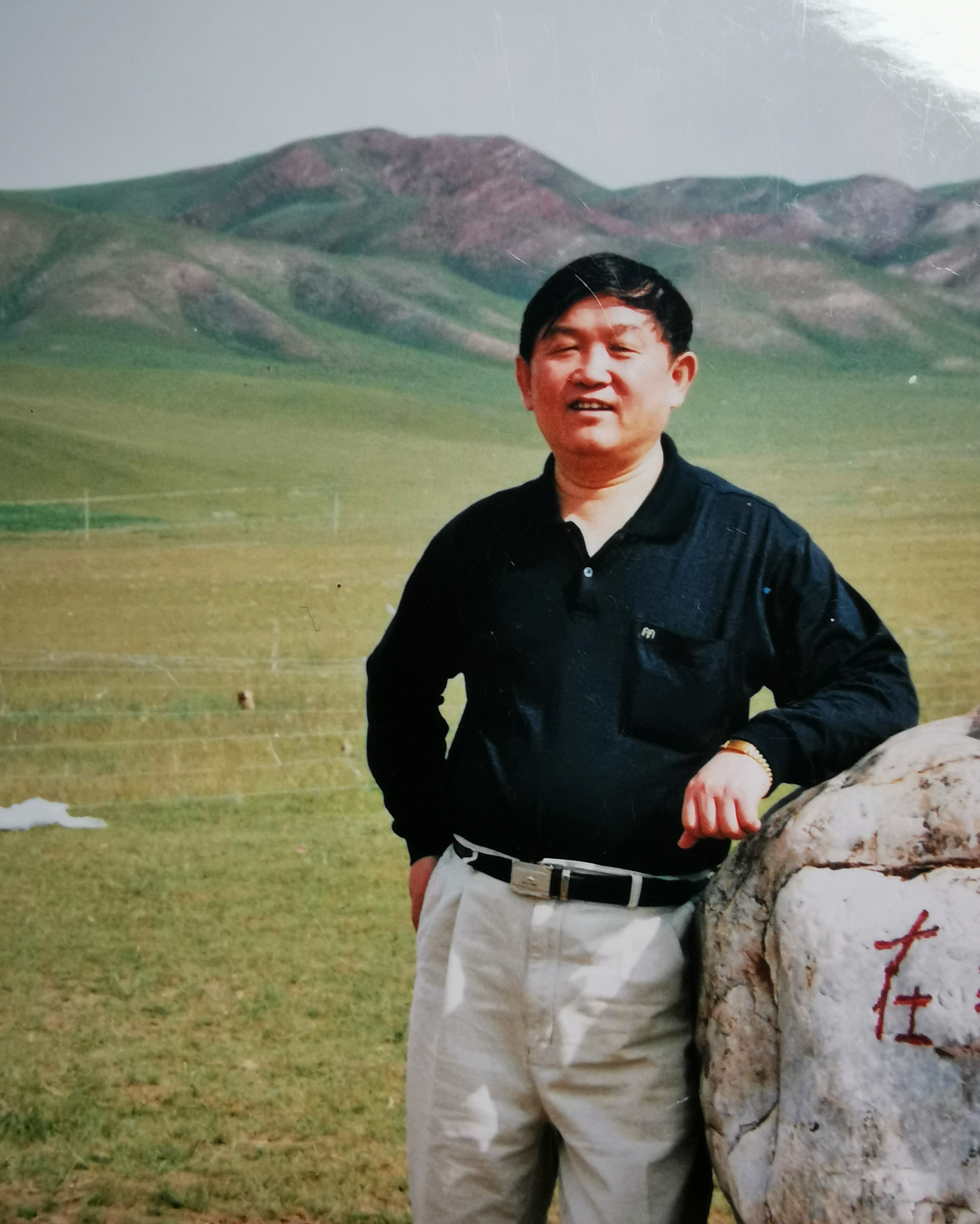 转发小说《一双皮鞋和一双大头皮鞋》的读后:有西安媒体人姚村社老师