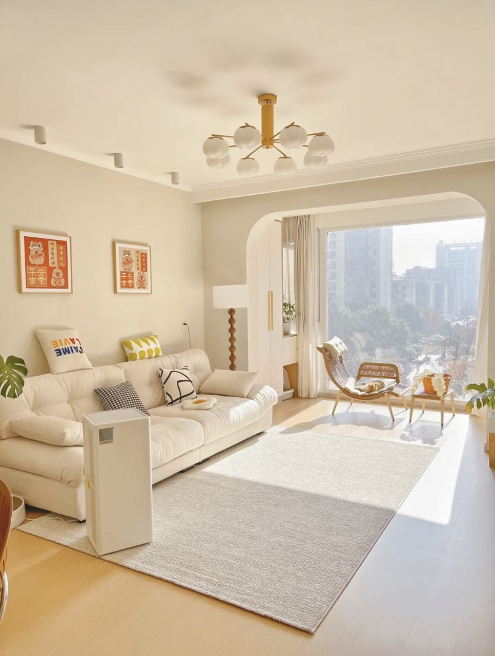 家,温暖而惬意.每当疲惫归家,那份温馨总让我心生安宁.