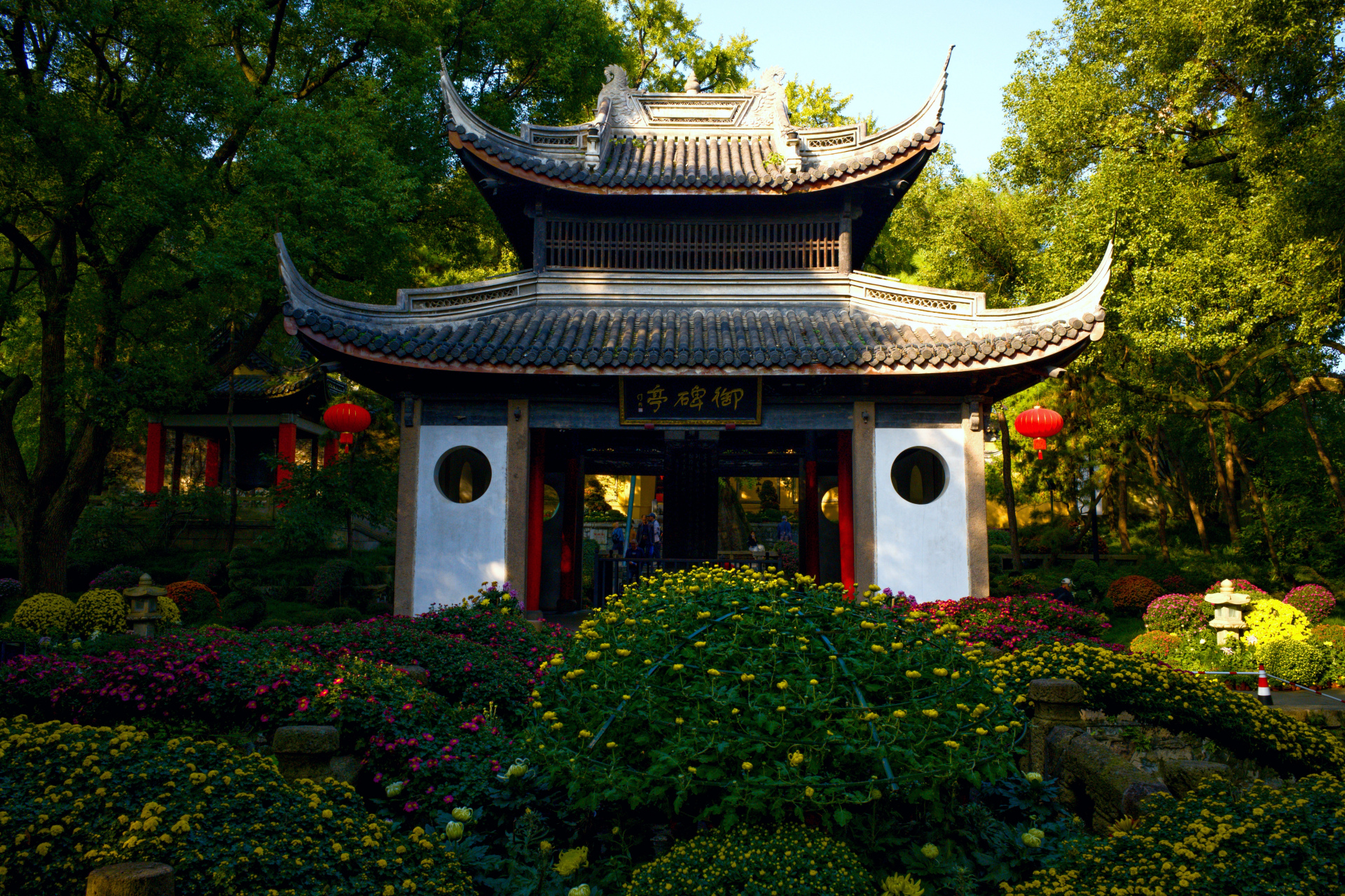 园林瑰宝: 67        寄畅园(二)