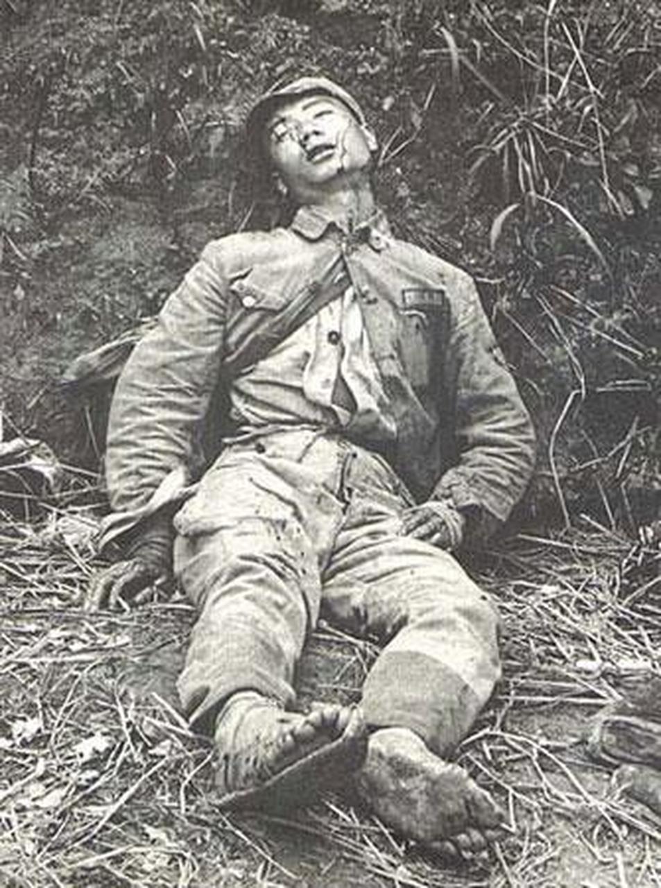 历史老照片# 这是一张让无数人泪奔的川军阵亡将士照片!