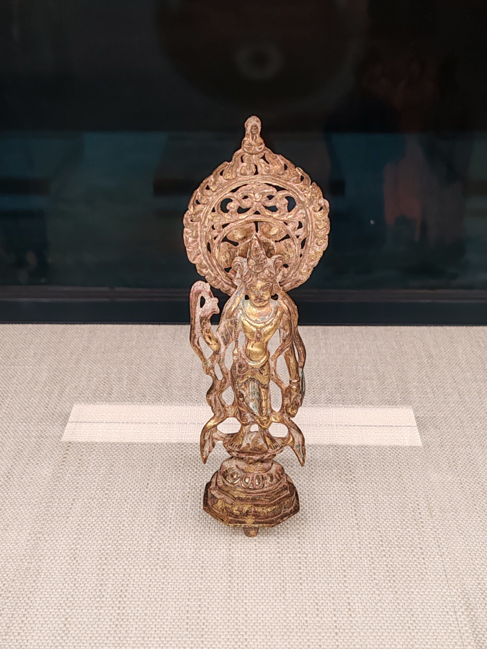佛教# 洛阳隋唐大运河文化博物馆藏唐代铜鎏金佛像