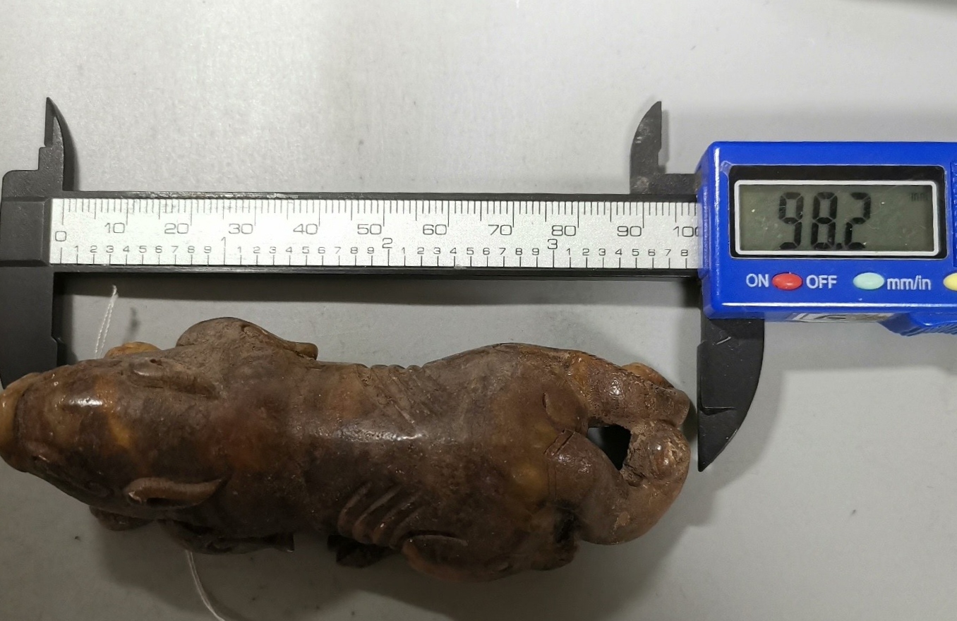 战汉圆雕摆件玉虎