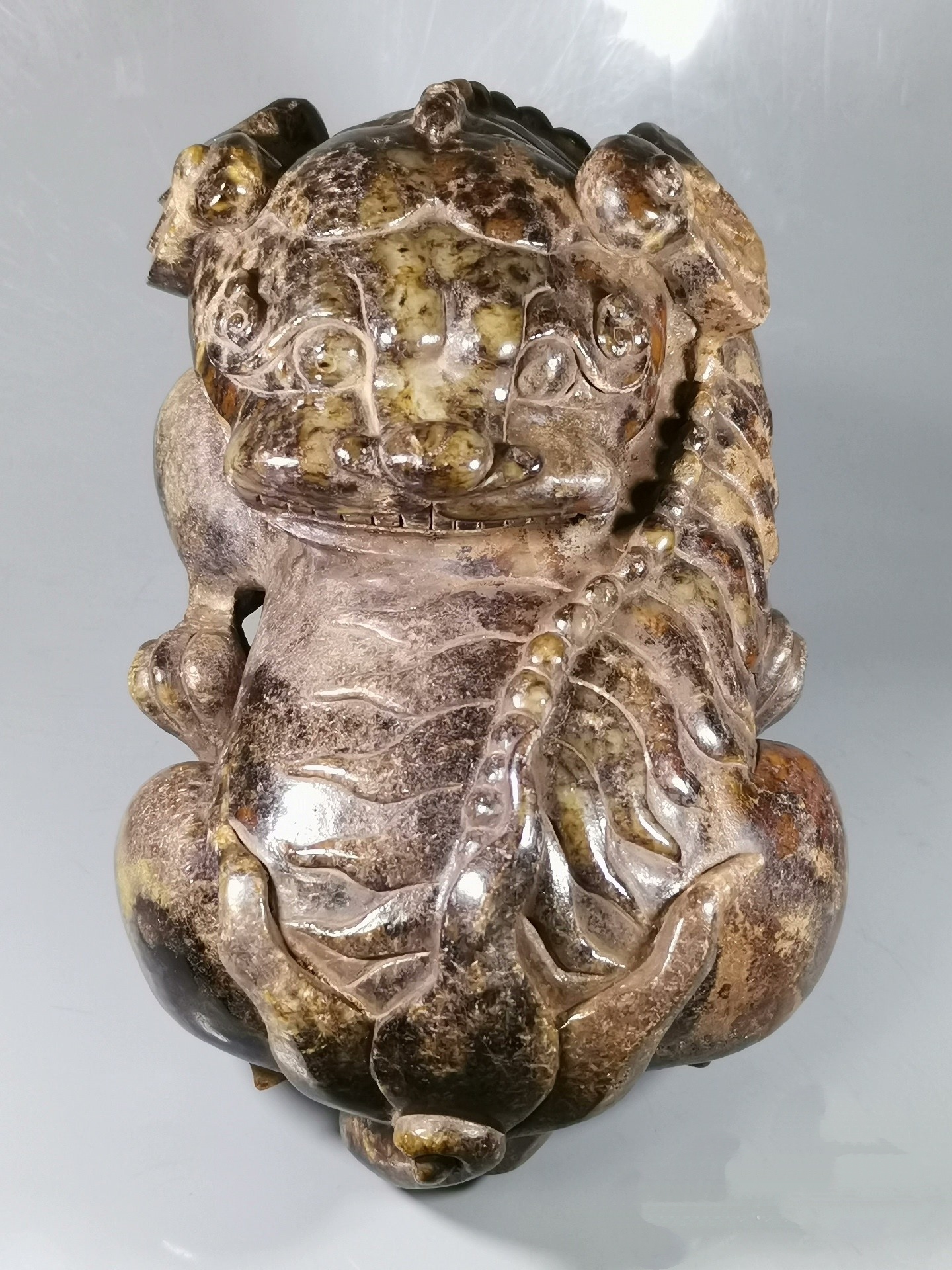 古玉瑞兽,沁色玉麒麟摆件