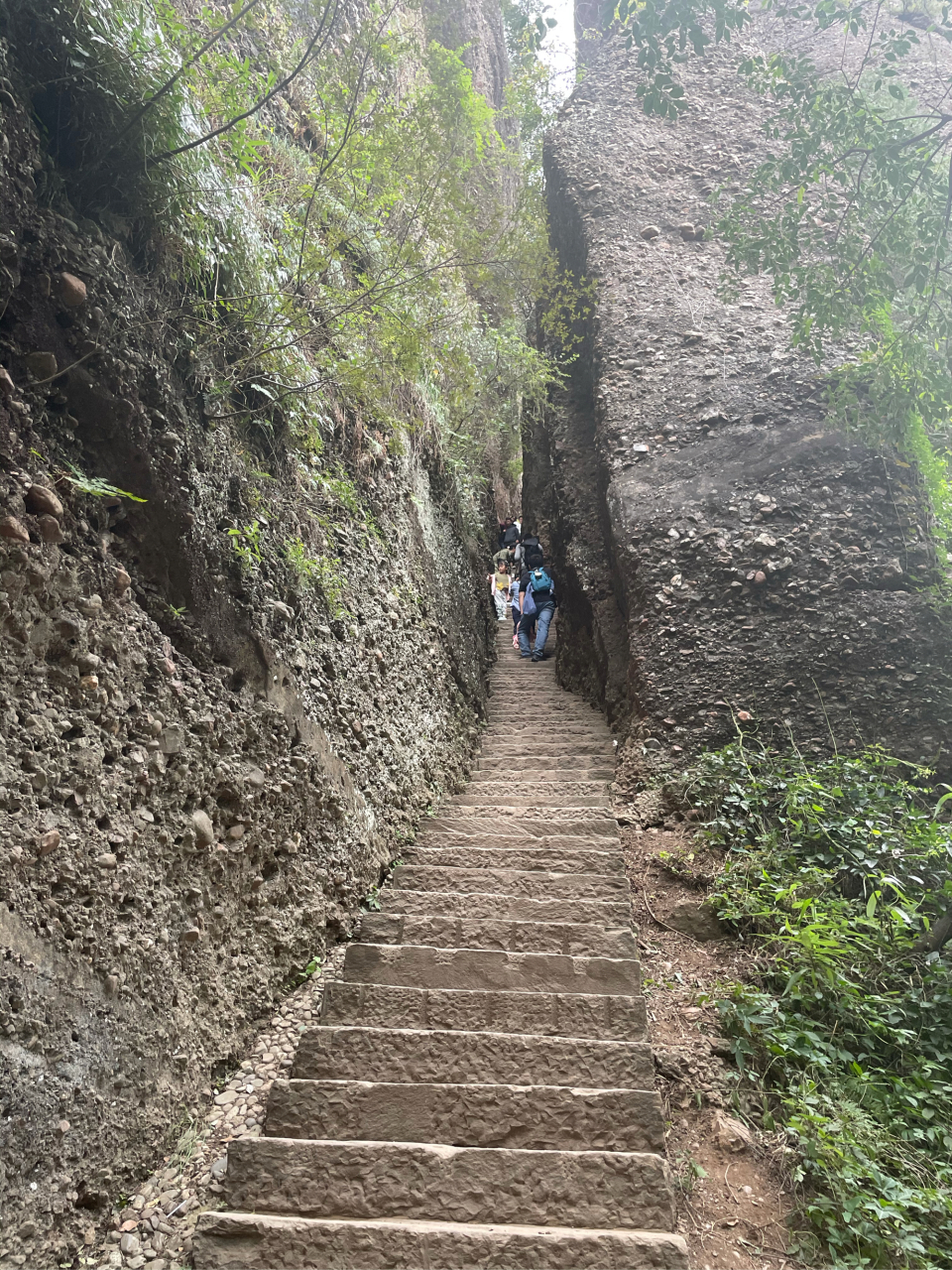天          ——南木子 千里剑阁一线天