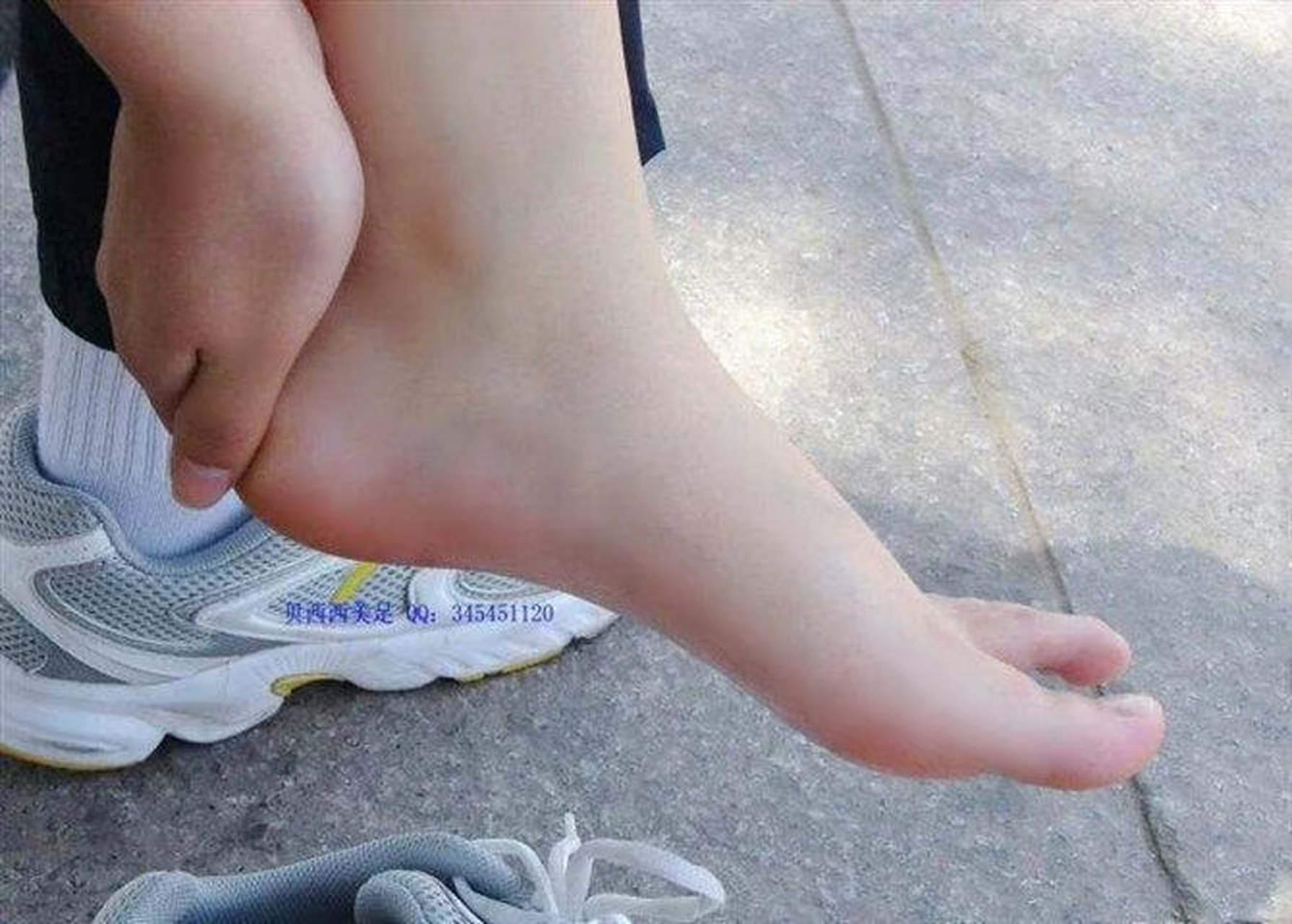 嫩脚#社会# #娱乐