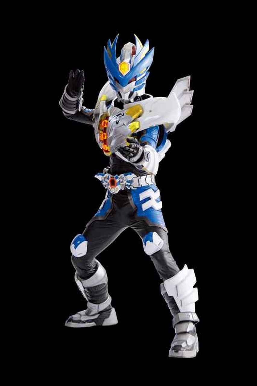 接下来我再为大家介绍一下我上篇说的疾电飞影铠甲三位一体模式,同样,