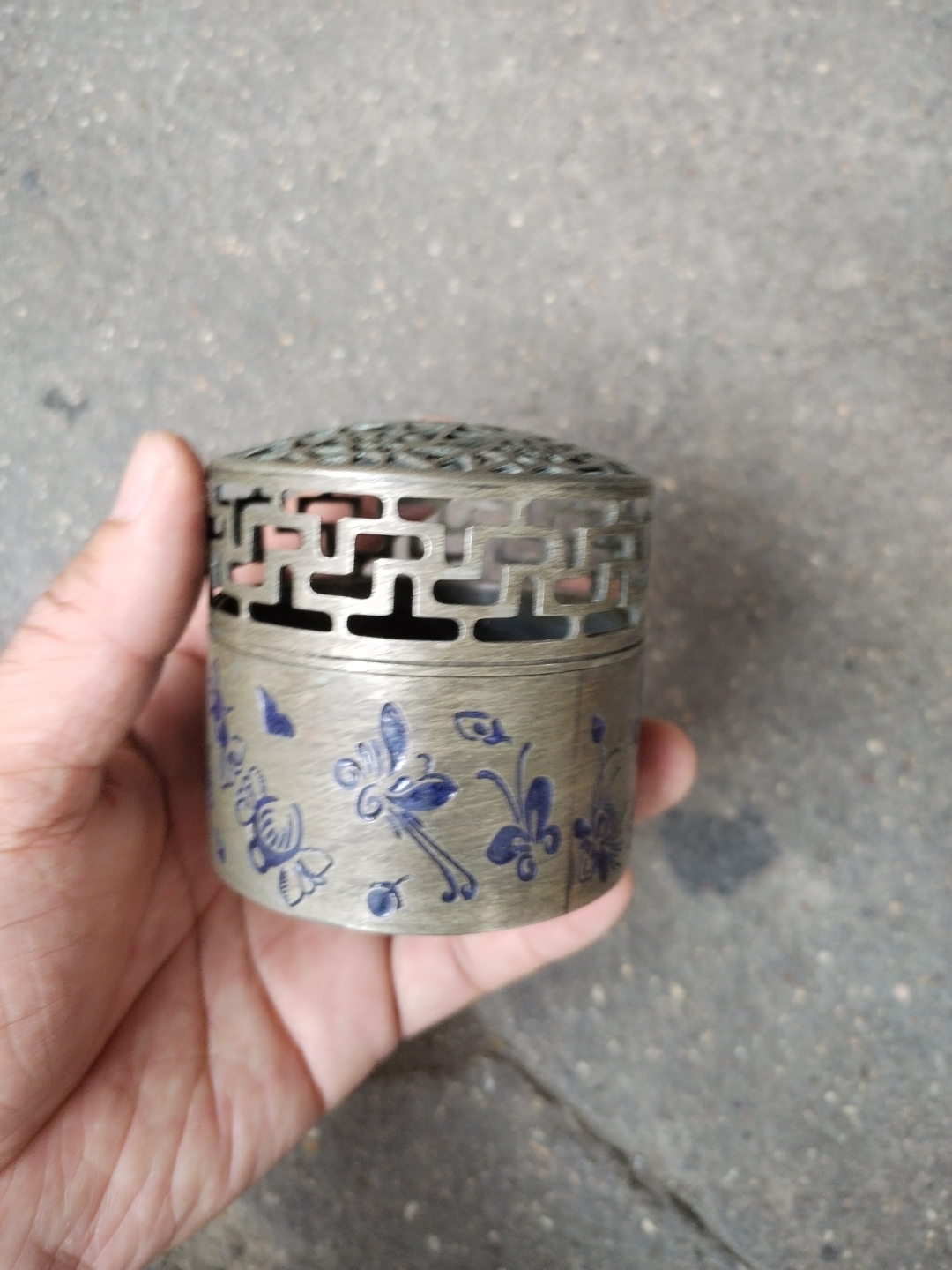 民国白铜珐琅漆彩熏香,东西白铜民国大开门