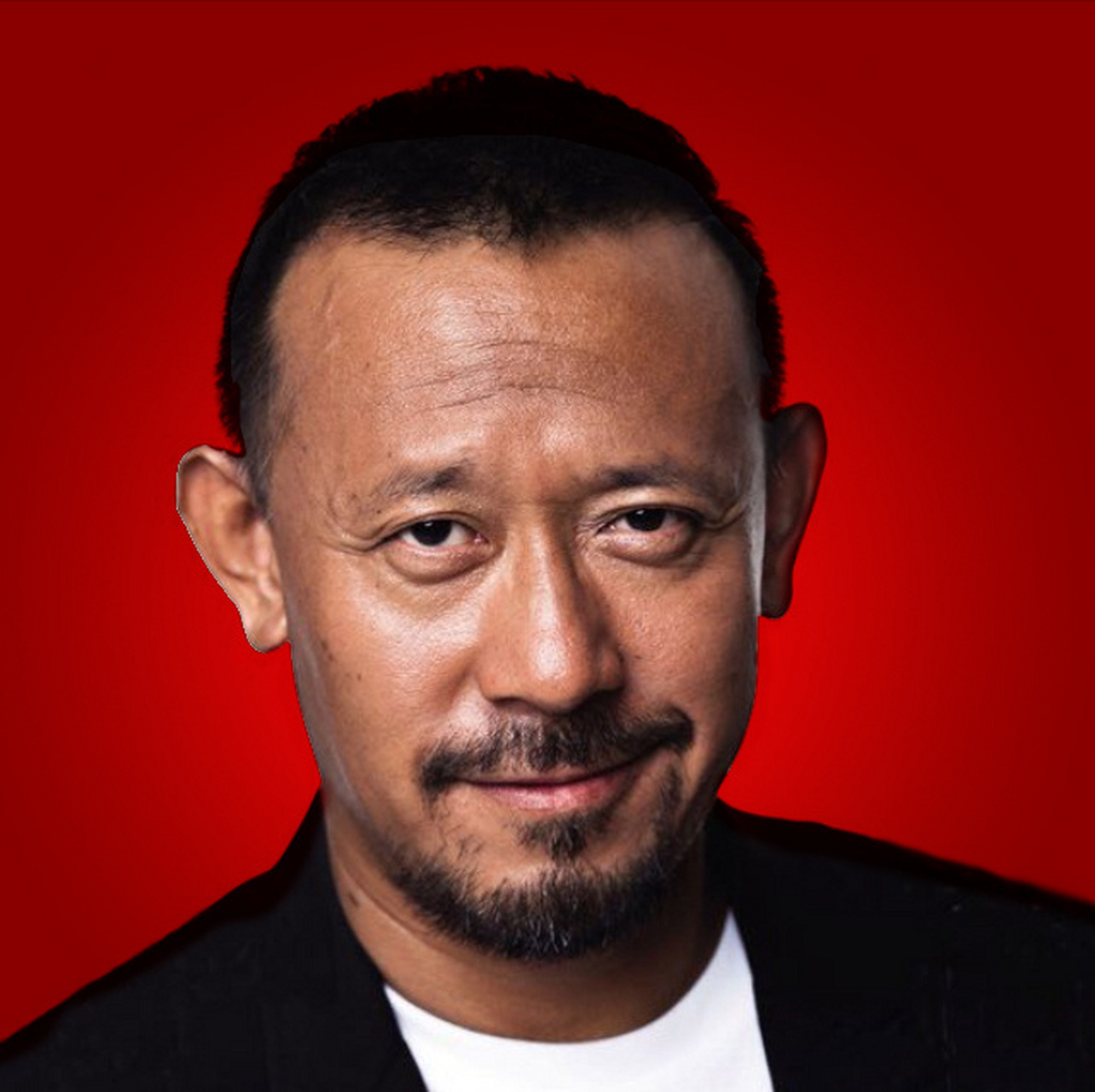 再一次节目中,姜文说,他特别想和自己弟弟姜武一起演部剧,但没有合适