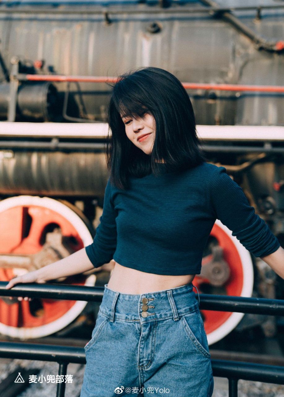 麦小兜个人写真