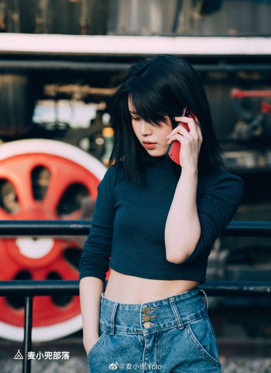 麦小兜个人写真