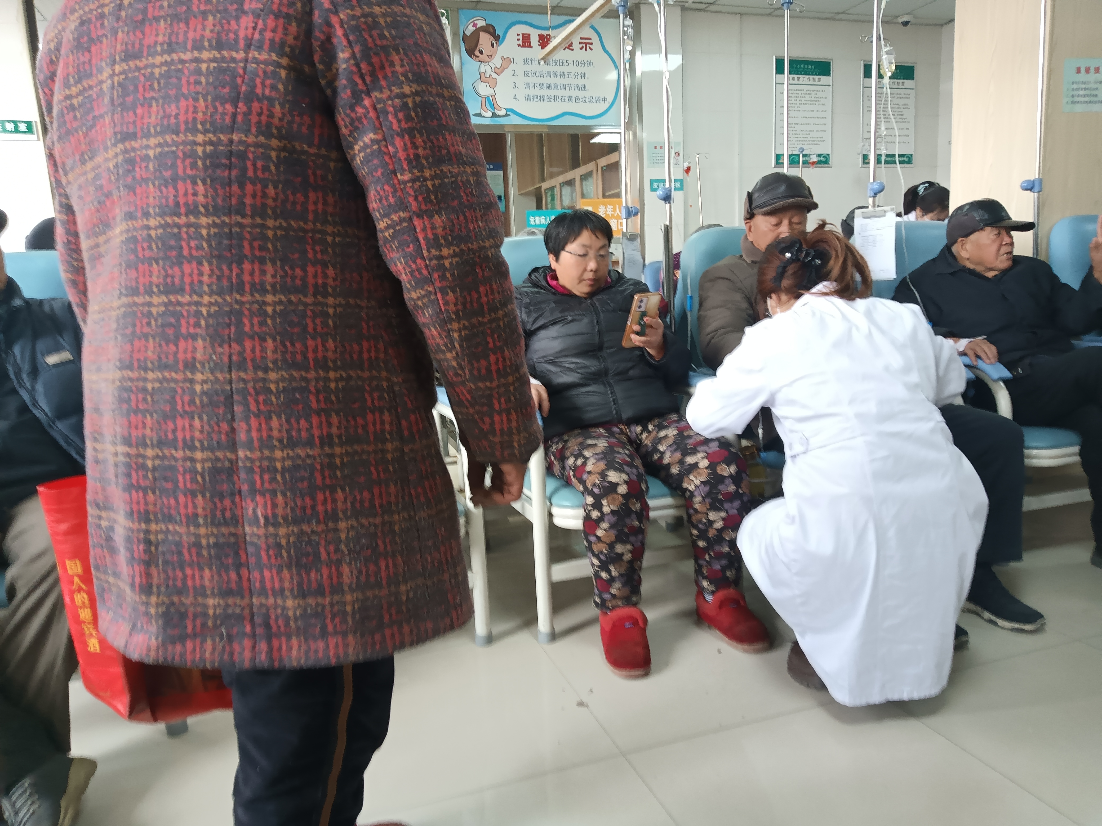 关于北京307医院、护士全程协助陪同贩子联系方式_办法多,价格不贵的信息