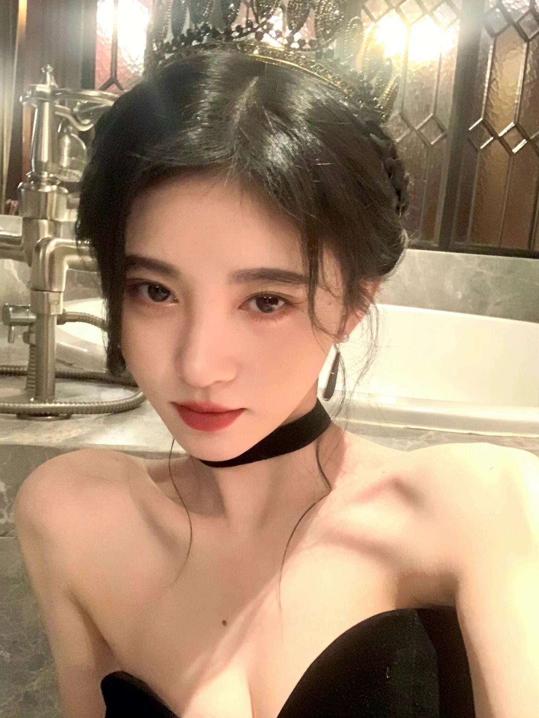 鞠婧祎美照九宫格来啦!