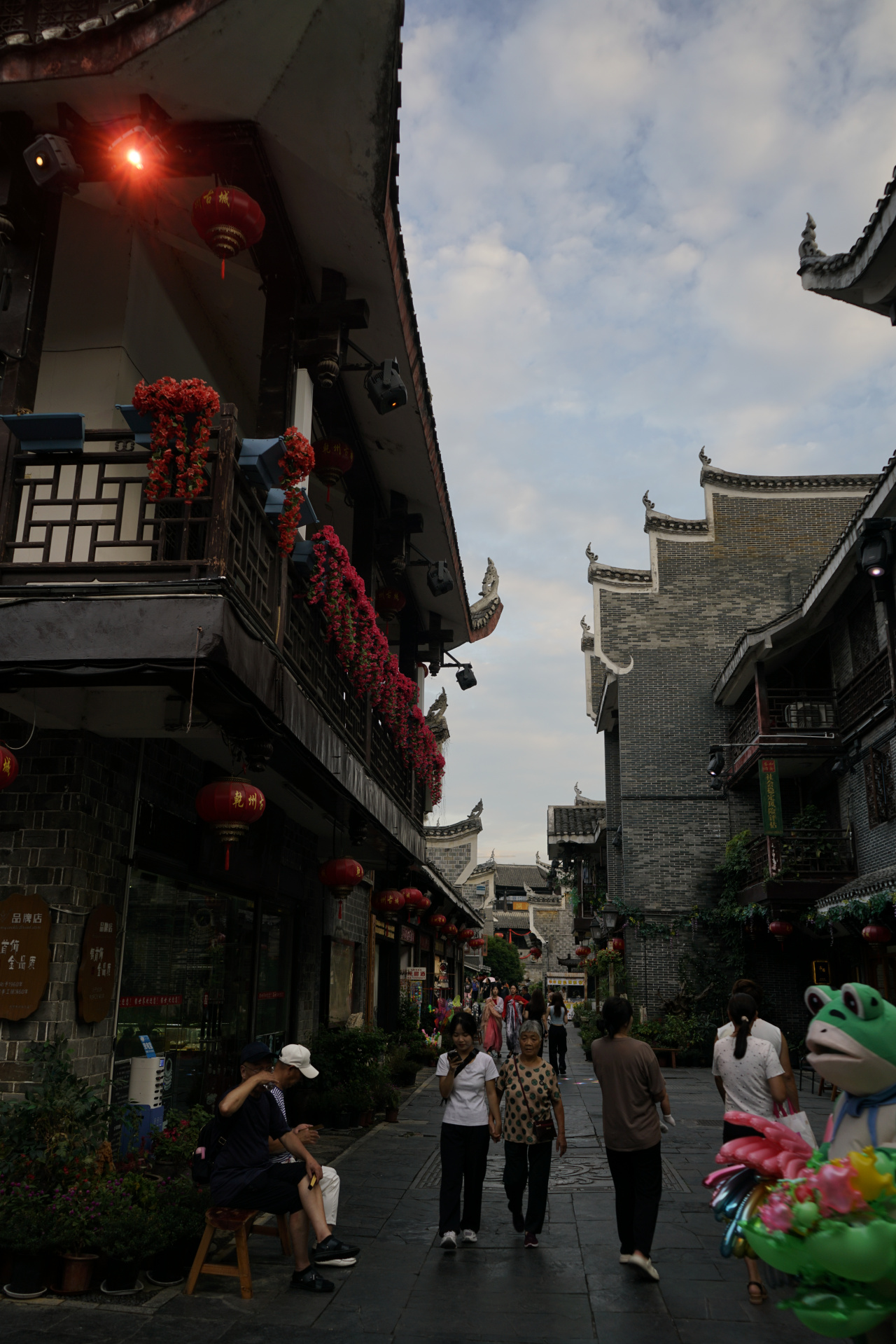 有4200多年历史的吉首乾州古城位于湖南省湘西自治州首府吉首市区内