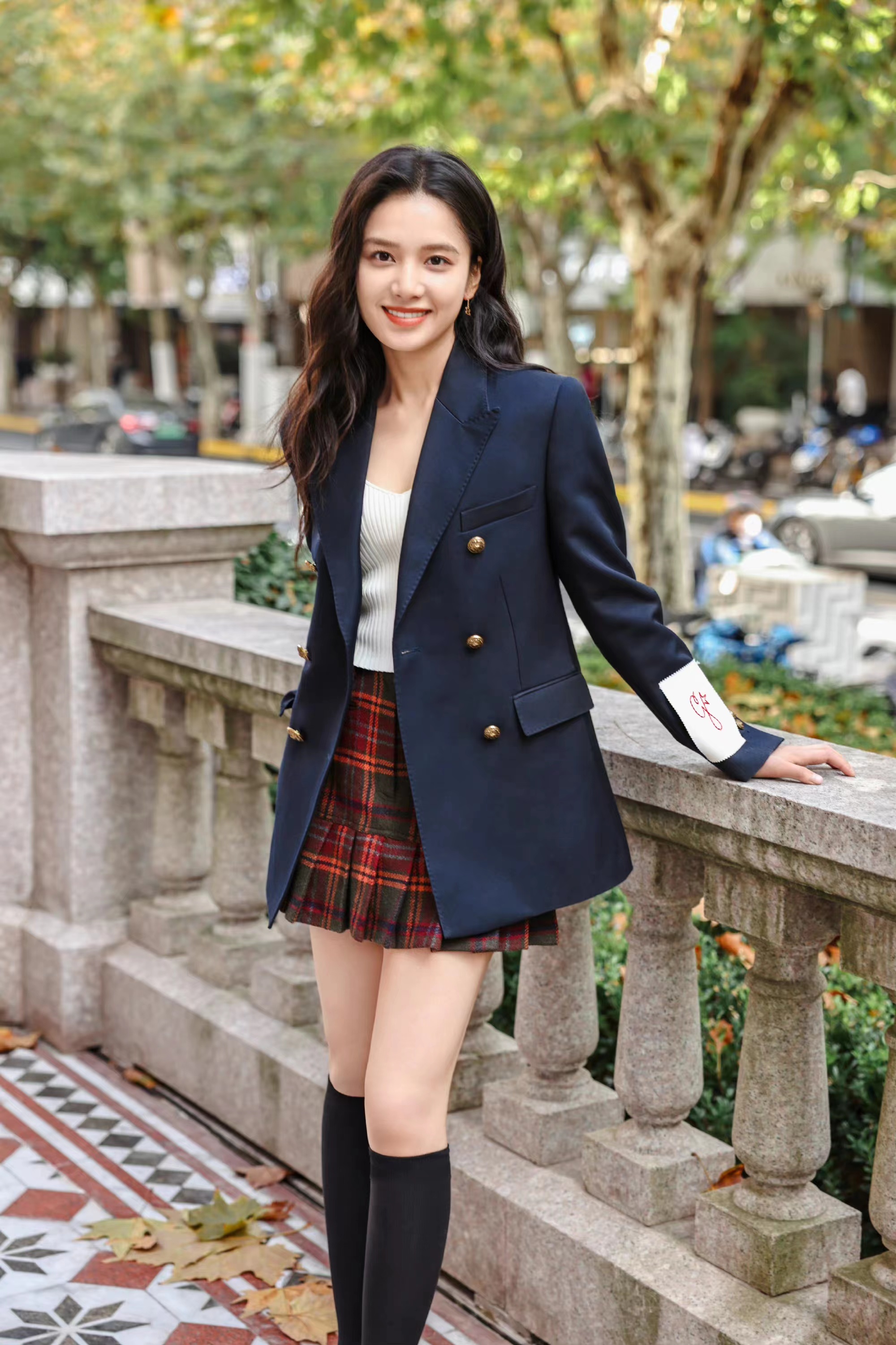 刘昊然很感谢女友给自己事业第二春,哪怕自己以前也不差. 2.