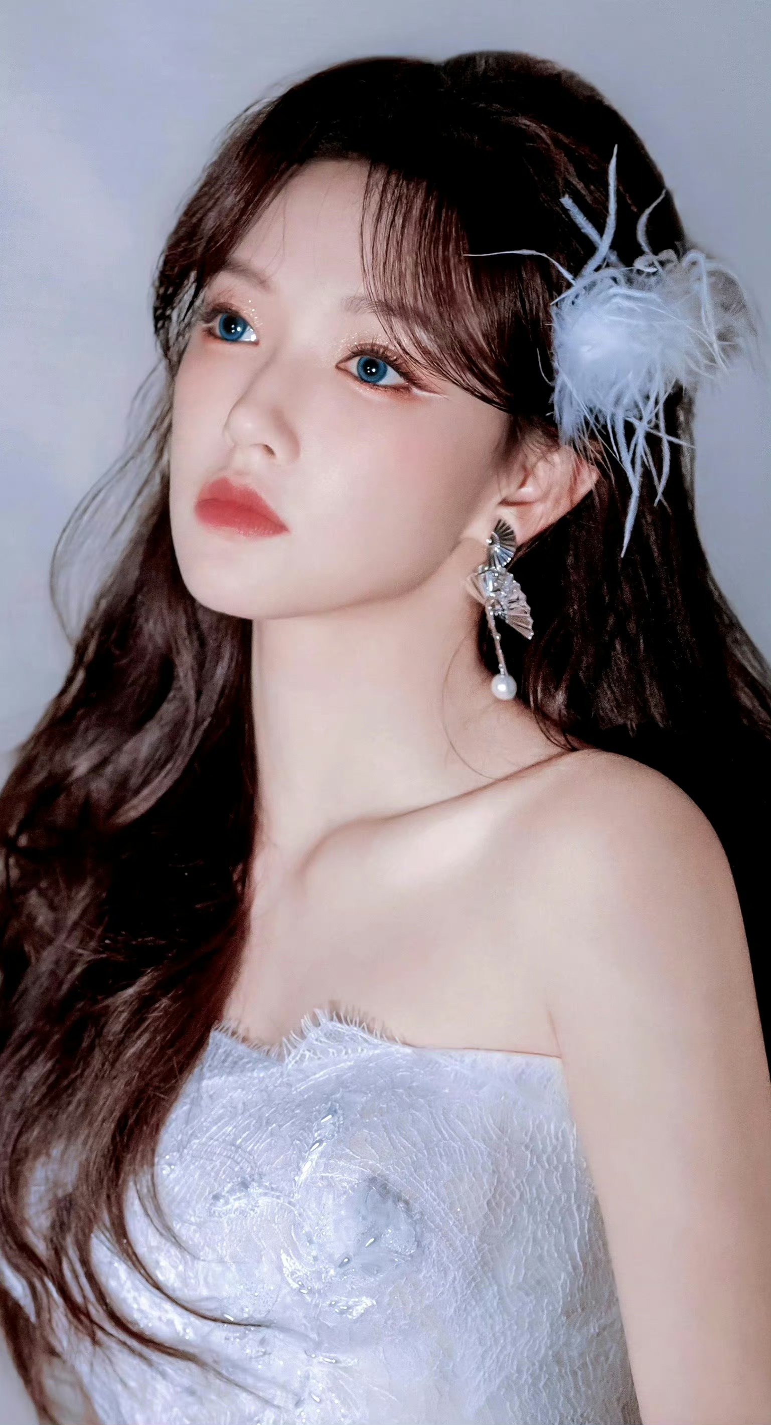 程潇# 蕾丝白纱抹胸裙