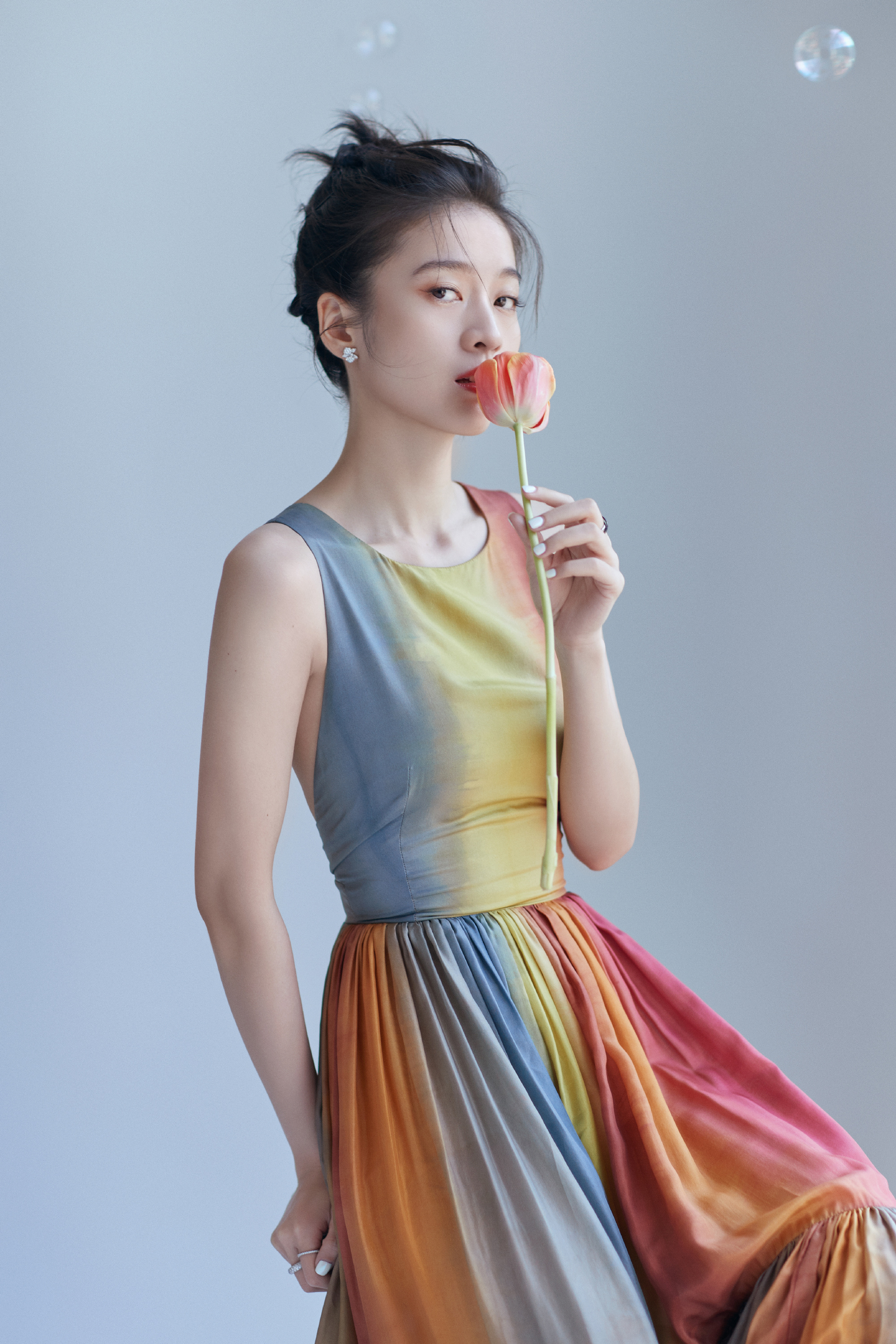张雪迎#彩虹扎染长裙写真