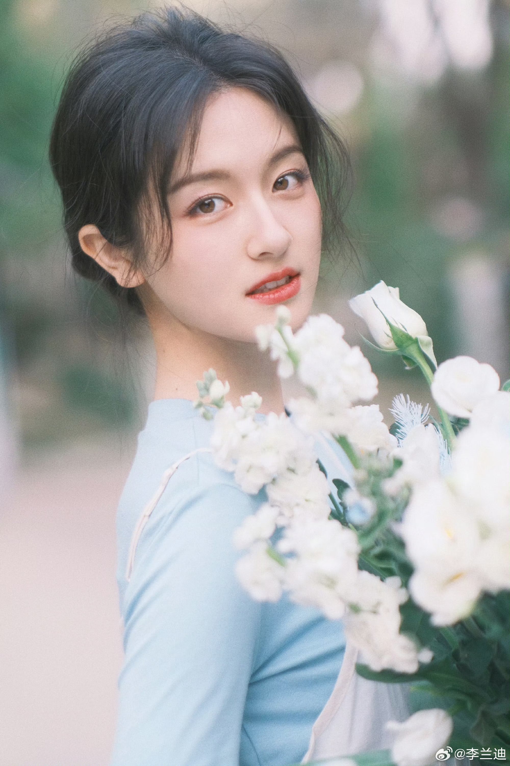 李兰迪# 谁懂啊回眸一笑百媚生,真的太美了!