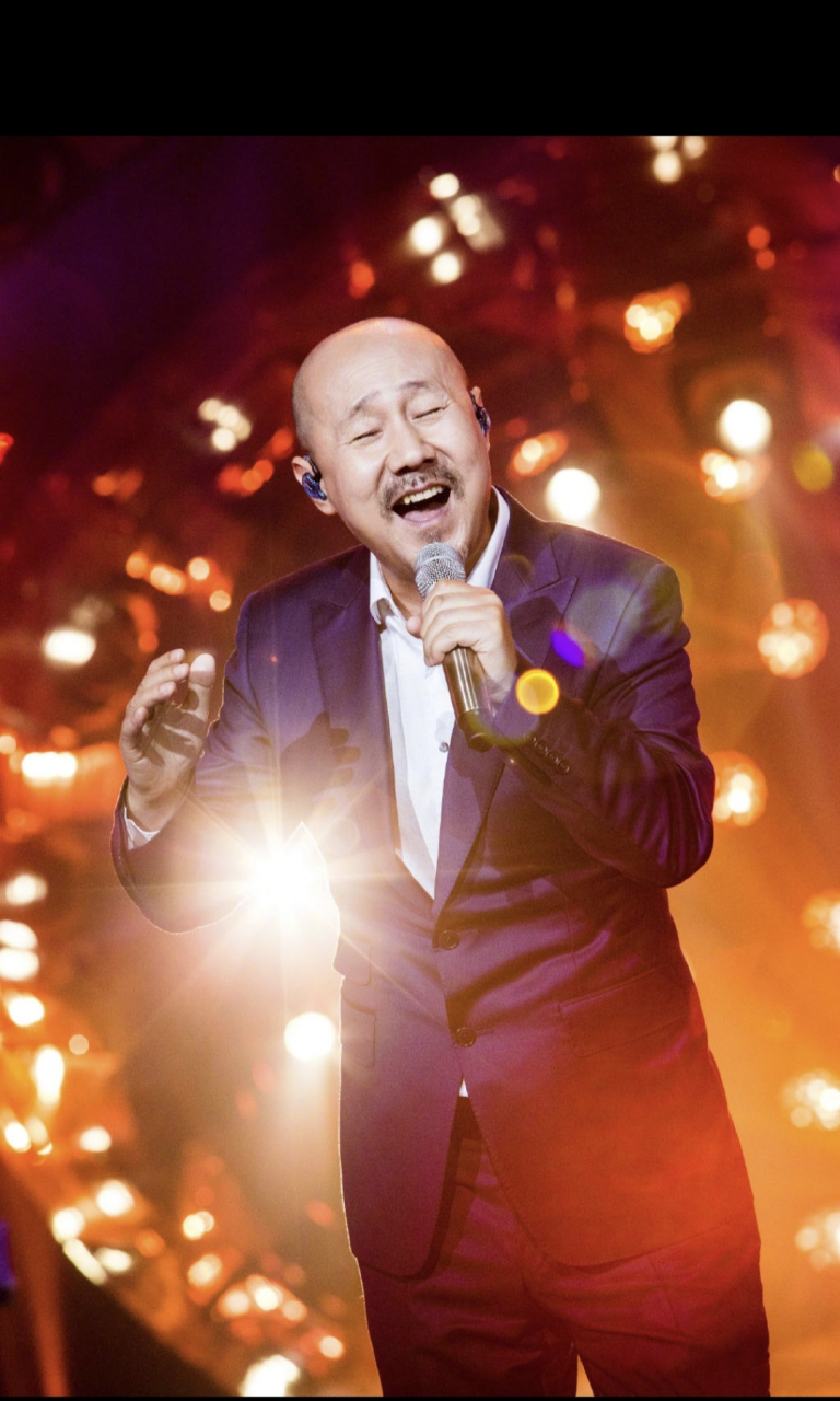 最值得收藏的一首歌# 天堂是腾格尔的代表作之一,歌曲以蒙古族传统