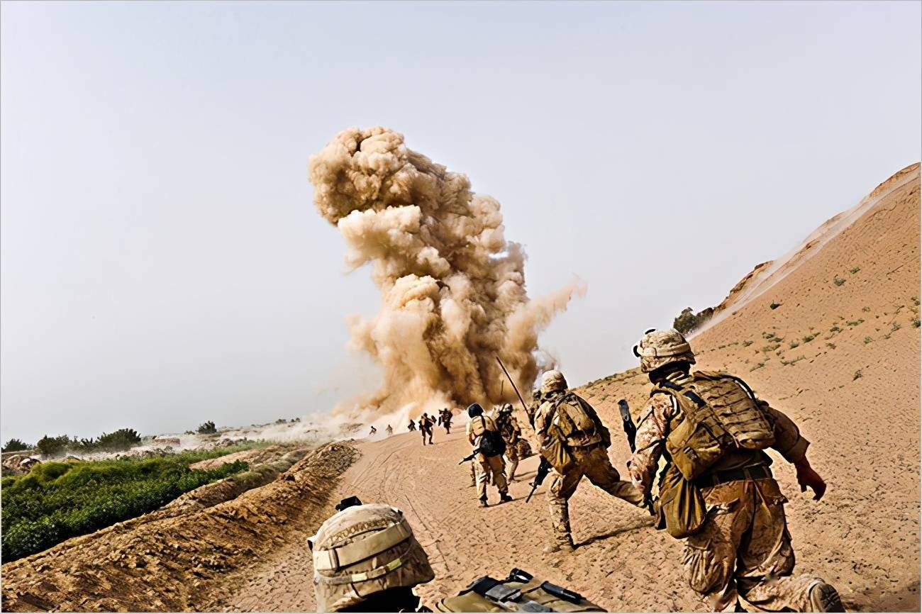 10叙利亚硬核反击东部油田区域美国基地.