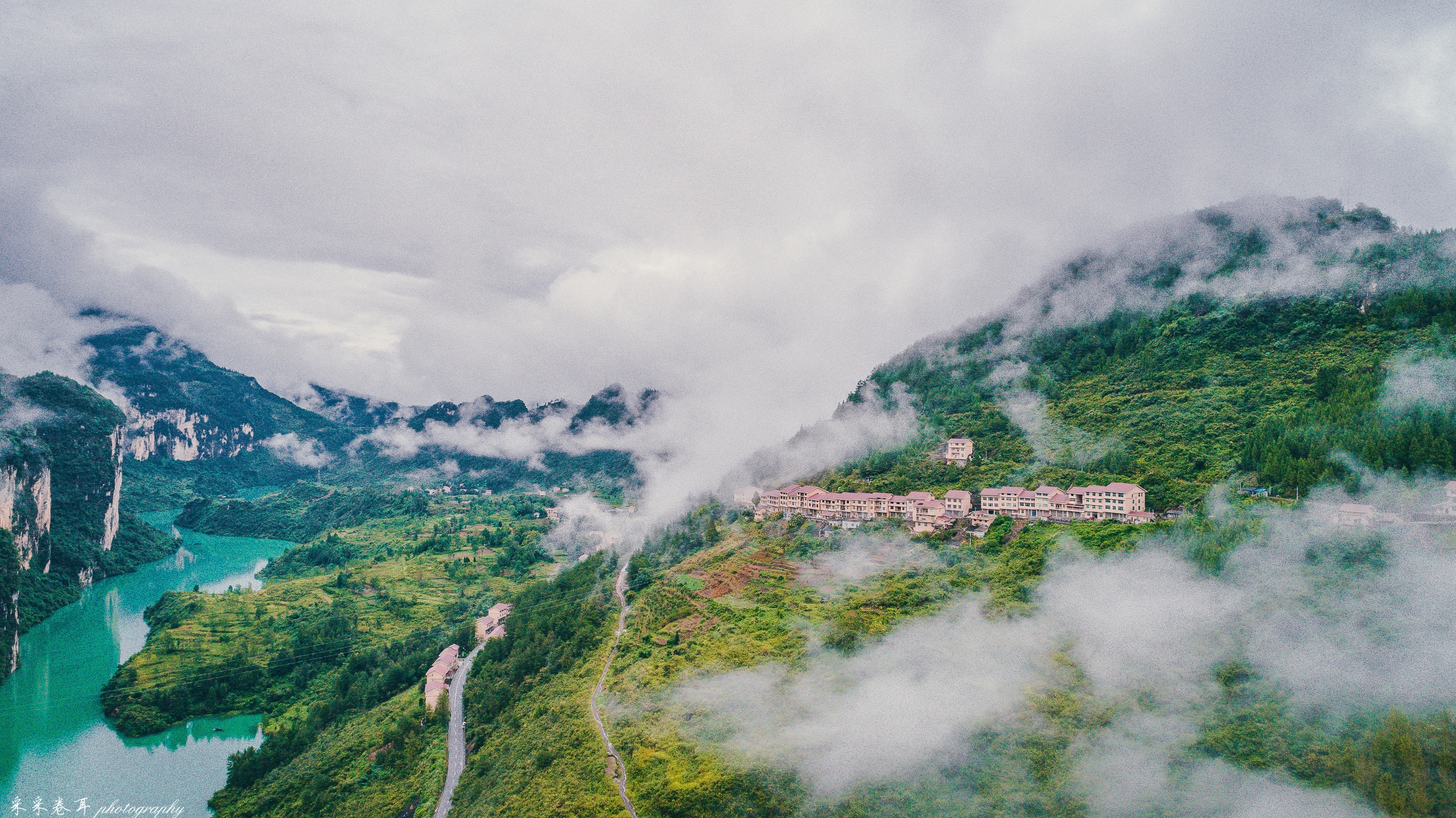 阿蓬江风景区图片