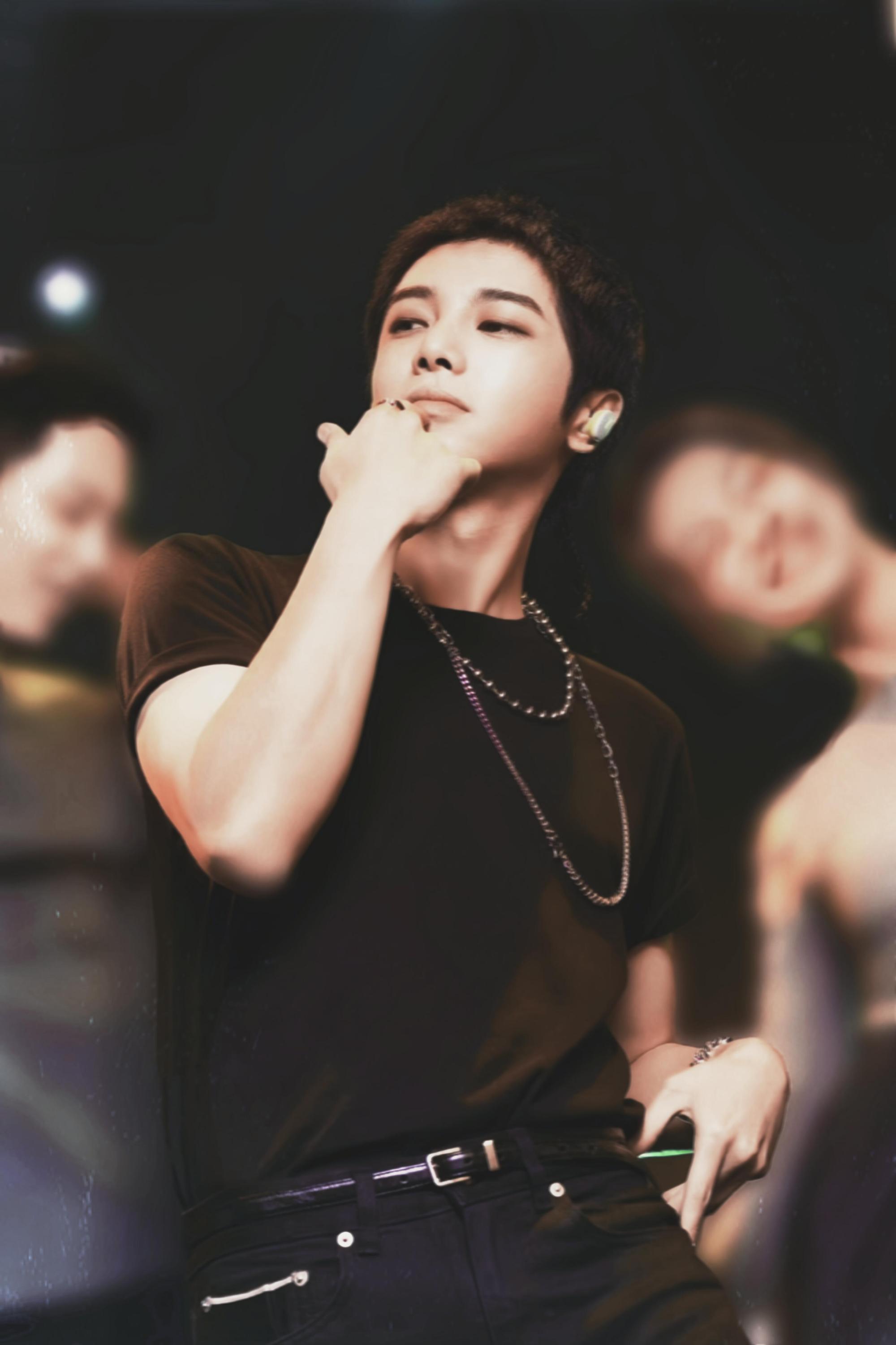 [元气满满]华晨宇下半年巡演城市南昌,合肥,重庆将邀请那些努力追梦的