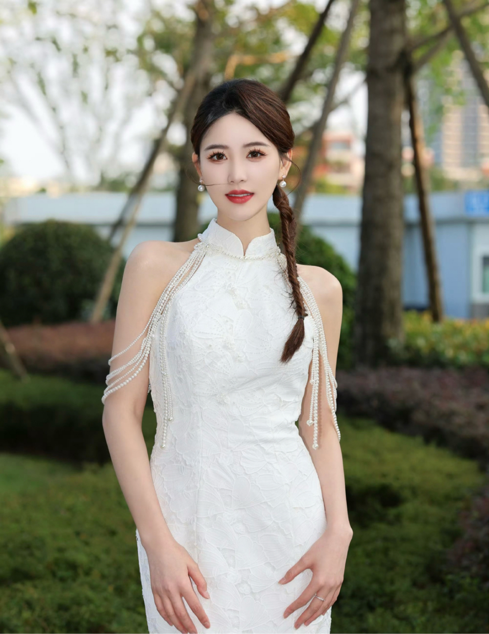 央视最美女主持人李丹儿