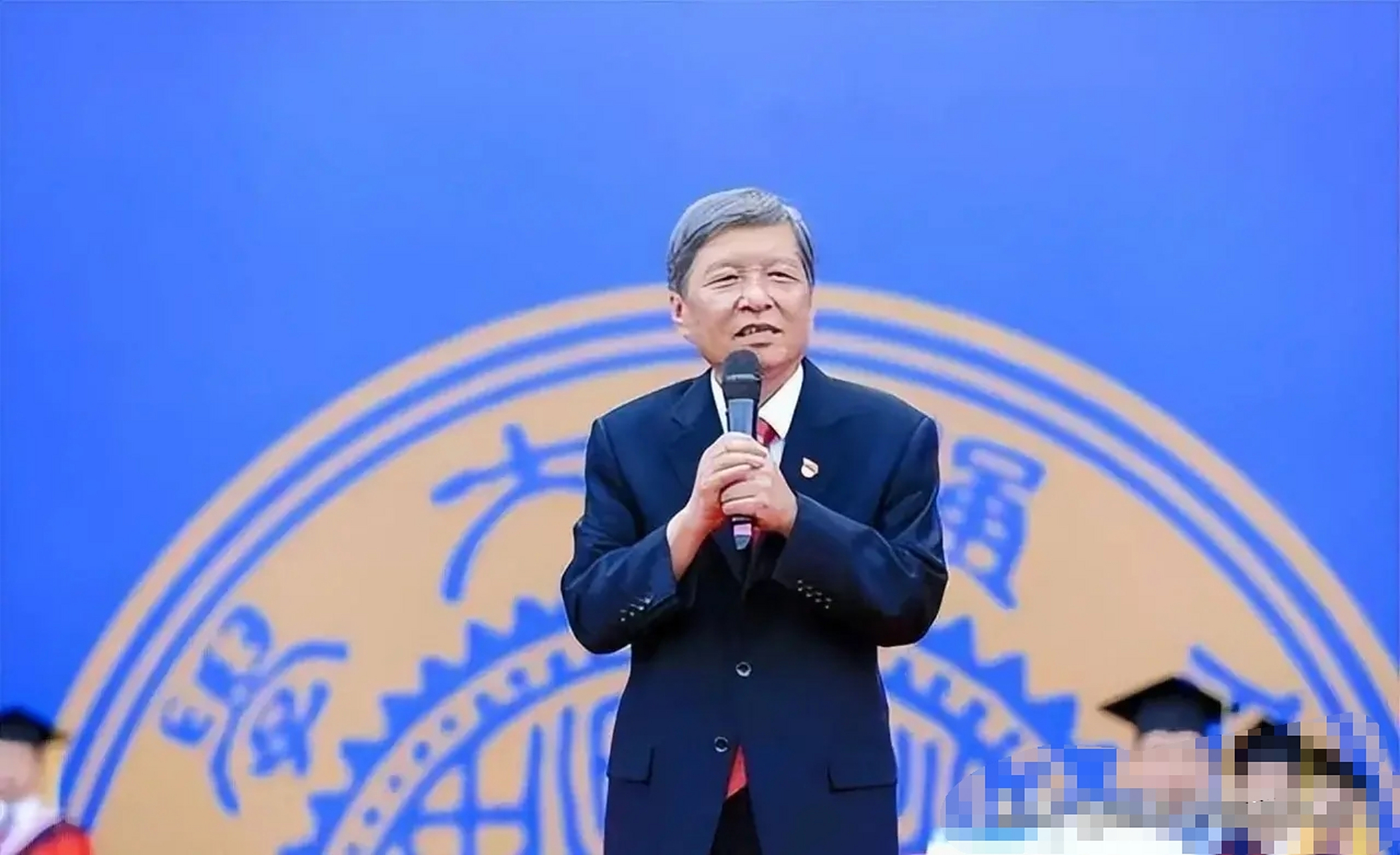 交通大学历届校长简历(交通大学现任校长,党委书记)