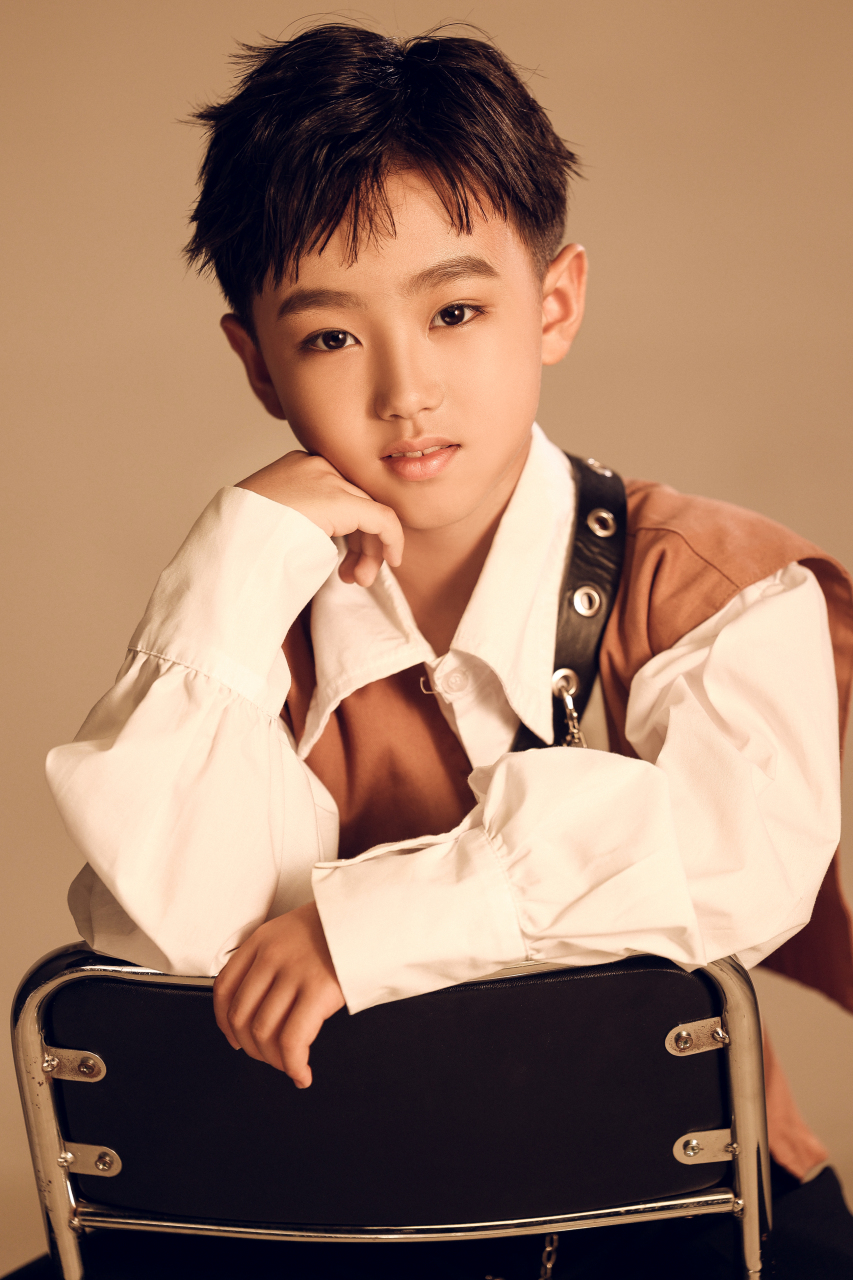 薛子洋,2015年2月15日,中国内地童星,喜欢篮球,钢琴,阳光帅气.